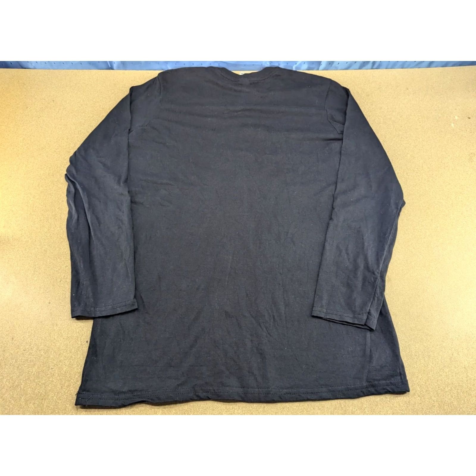 Gildan Gildan T-Shirt Mens Size M Black Promo Long Sleeve Cotton Sports Moisture Wicking Logo Shirt Size US M / EU 48-50 / 2 - 2 Thumbnail