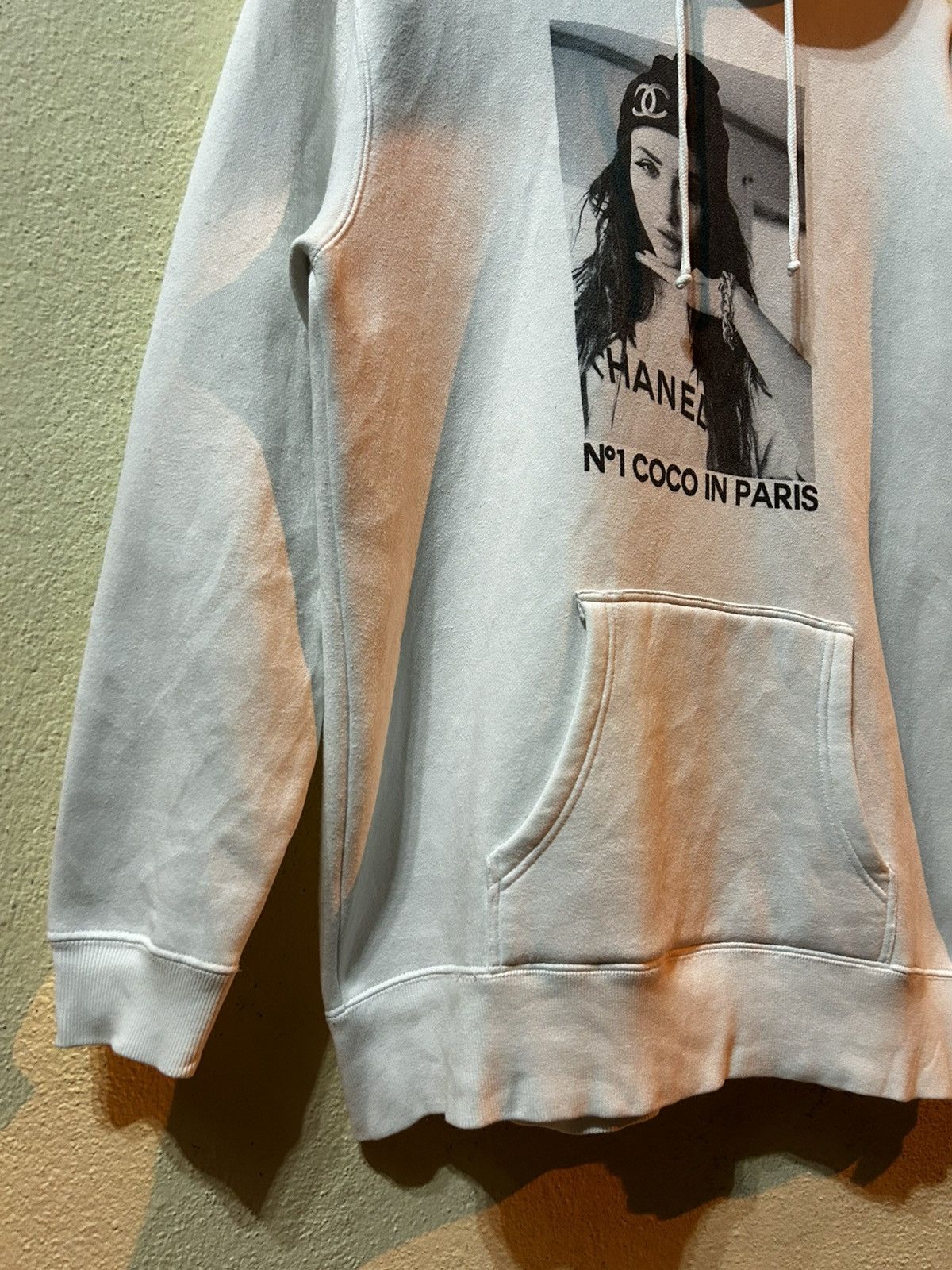 Japanese Brand Diamond Series Chanel N1 Coco In Paris Hoodie Size US XL / EU 56 / 4 - 6 Thumbnail