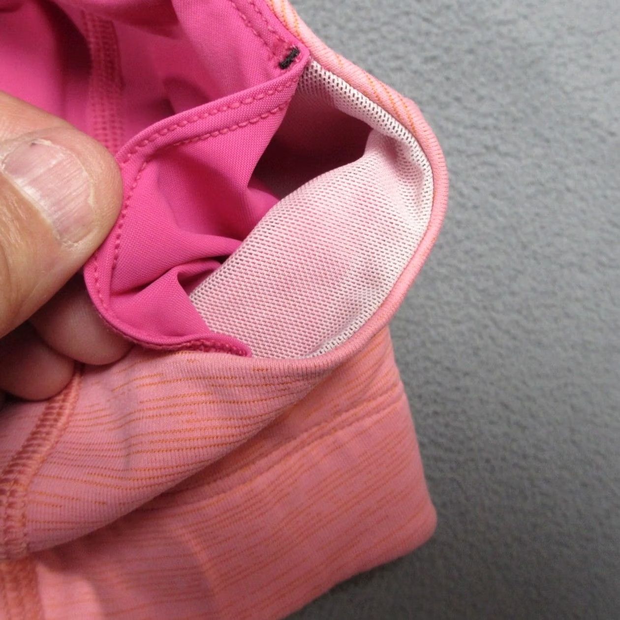 Outdoor Voices Outdoor Voices Sports Bra Womens Medium Coral Pink Athletic Training Cross Back Size ONE SIZE - 5 Thumbnail