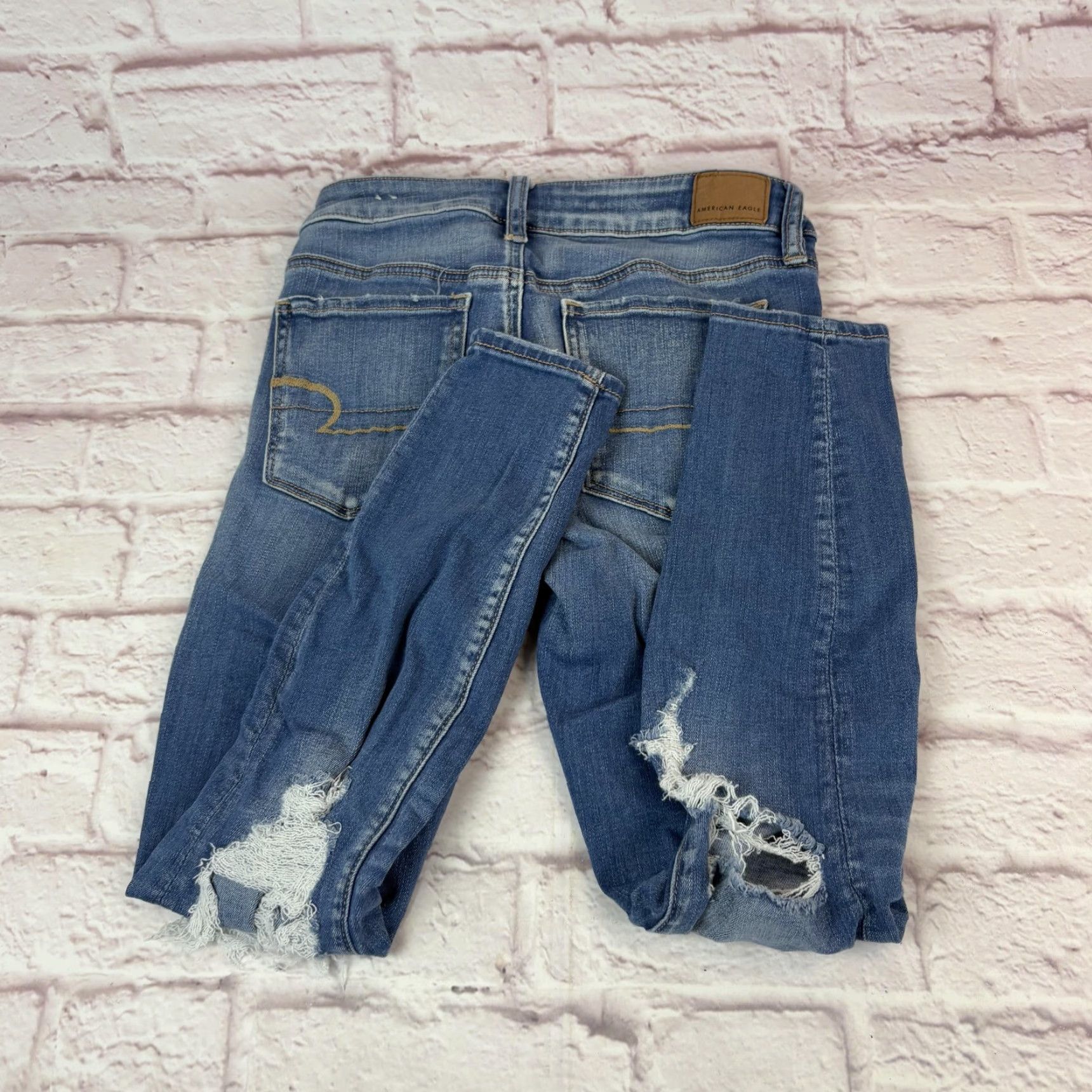 American Eagle Outfitters American Eagle Outfitters Jeans Womens 6 Short Blue Jegging Distressed Stretch 5-Pocket Denim Size 28" / US 6 / IT 42 - 4 Thumbnail