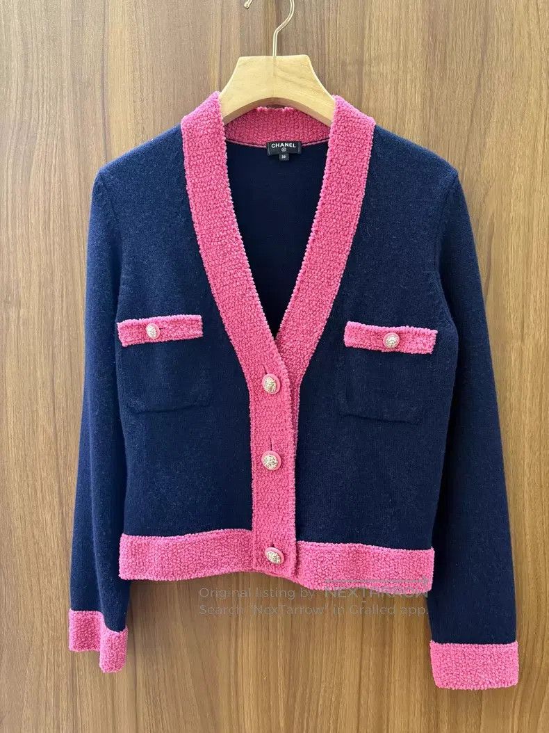 Chanel Chanel 19K dark blue pink edge cashmere cardigan coat Size XS / US 0-2 / IT 36-38 - 1 Thumbnail