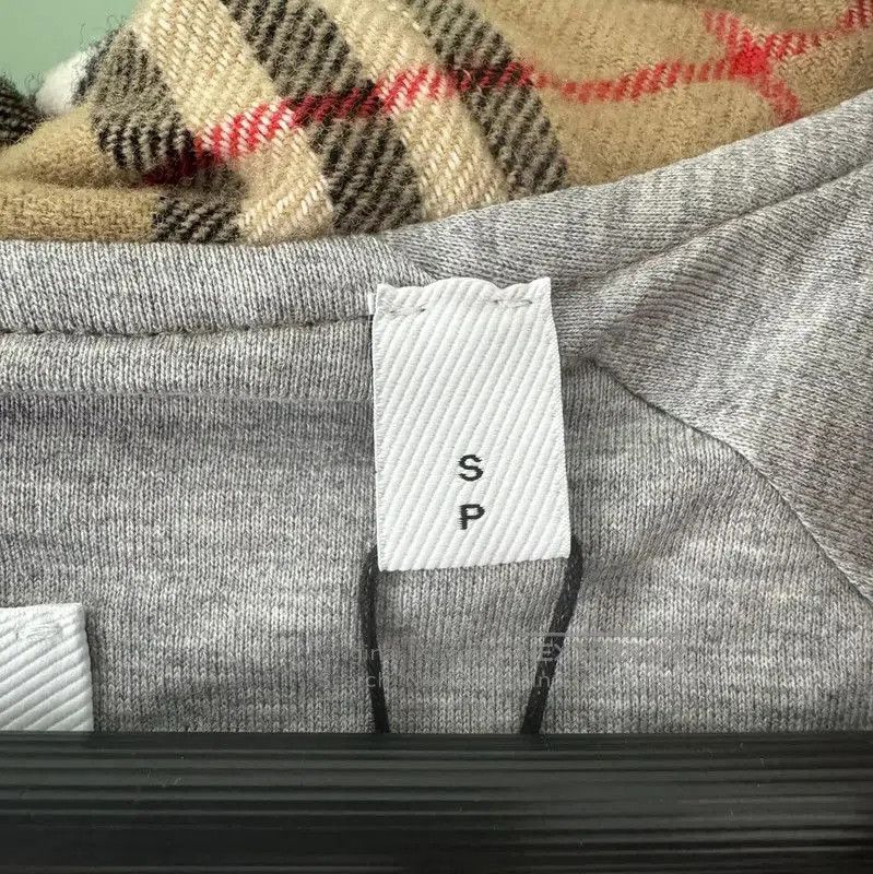Burberry Burberry Gray Cotton Zip-Up Hoodie for Men. Size US S / EU 44-46 / 1 - 4 Thumbnail