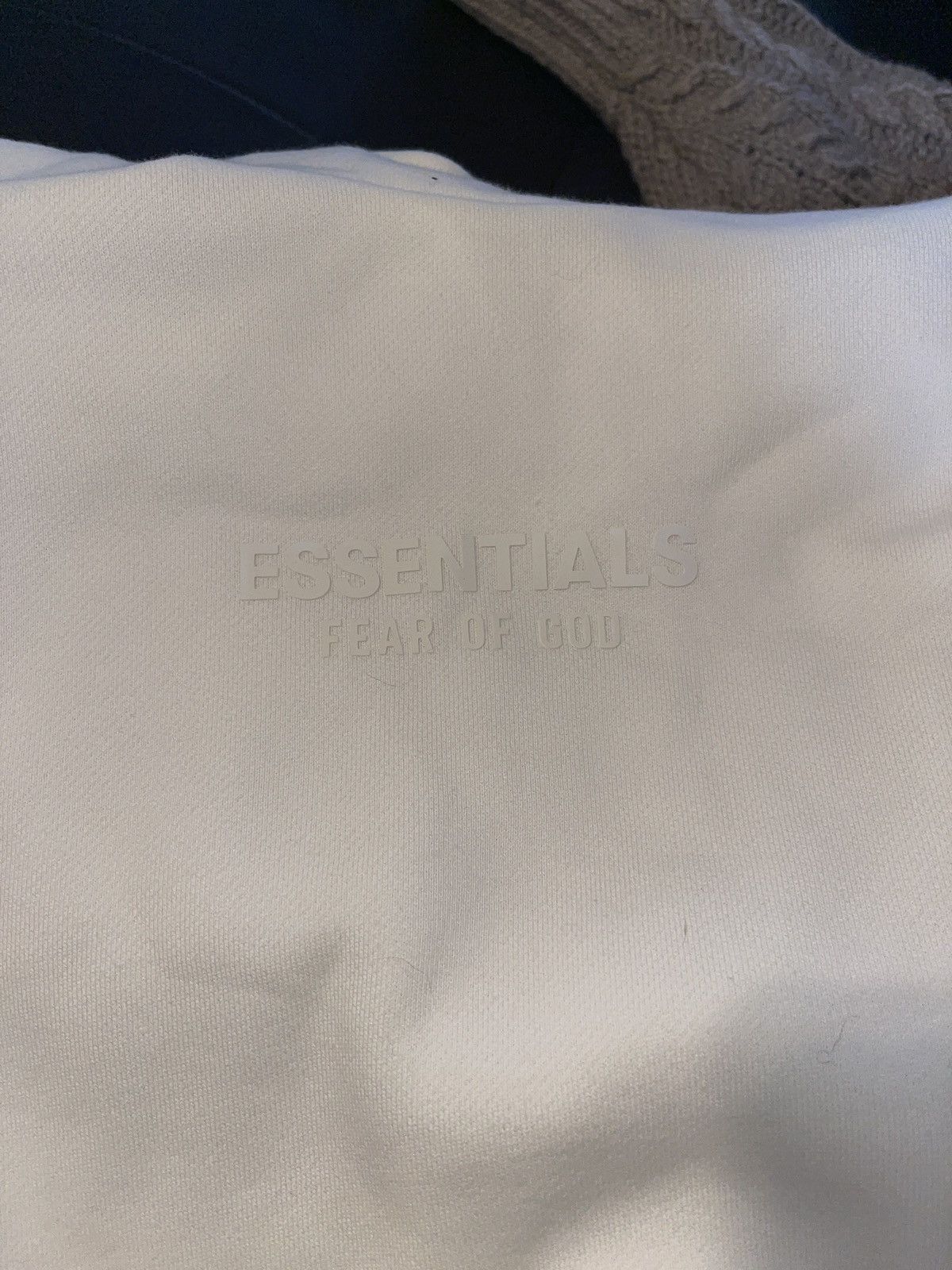 Essentials Men essential hoodie Size US L / EU 52-54 / 3 - 6 Thumbnail