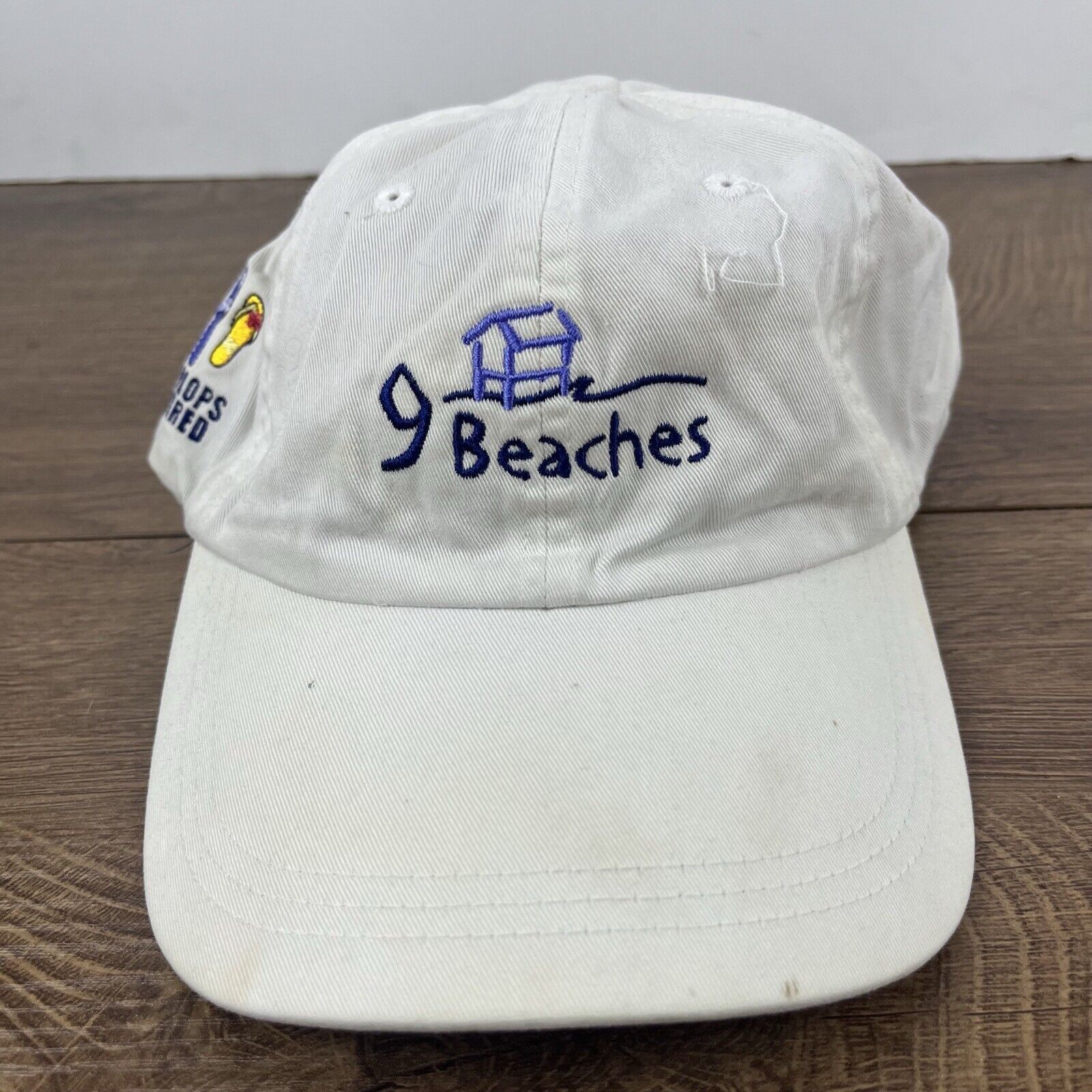 Other 9 Beaches Hat Beach Hat White Hat Adjustable Flip Flops Requ Size ONE SIZE - 6 Thumbnail