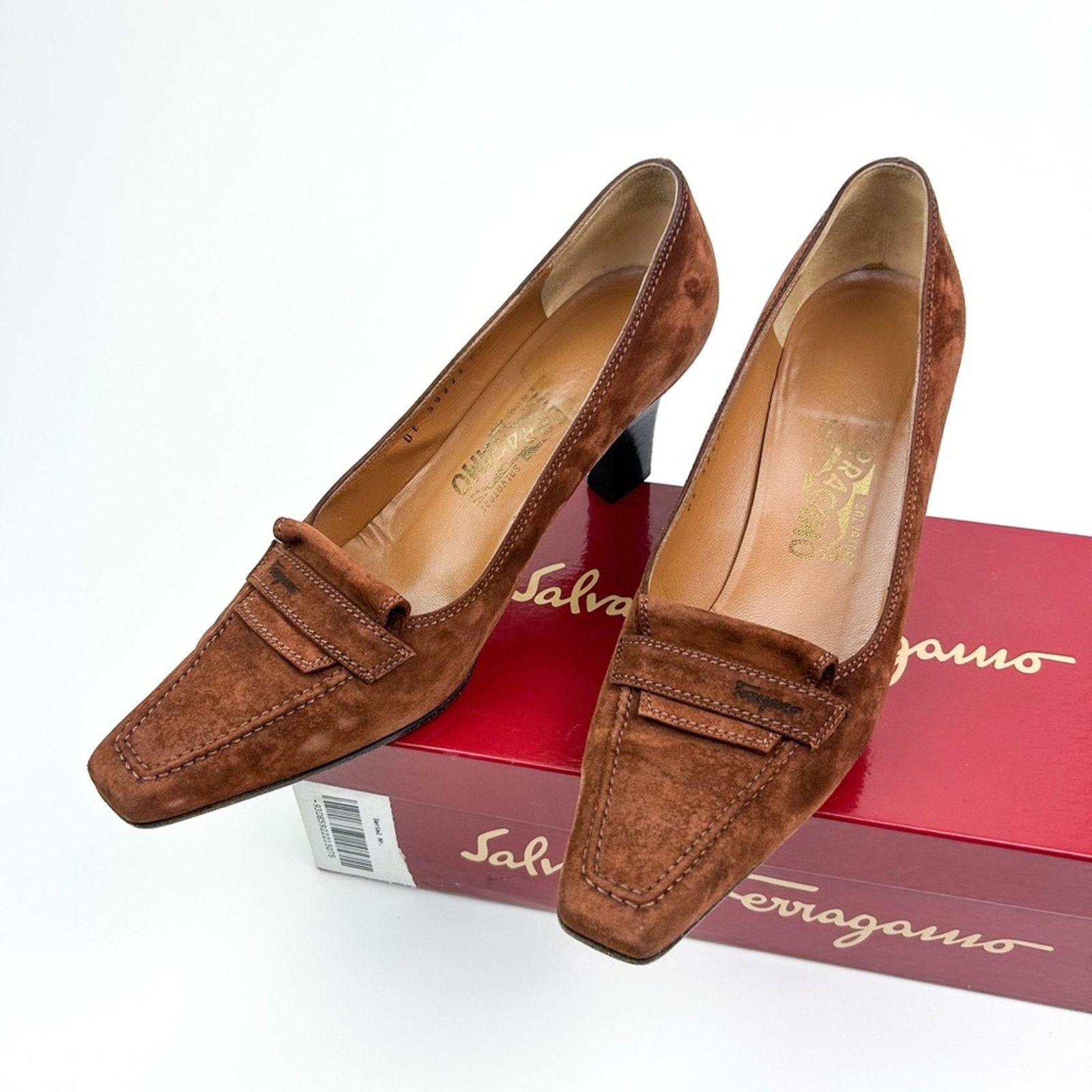 Salvatore Ferragamo Salvatore Ferragamo Vintage Suede Cognac Calf Pump Size 7.5 Size US 7.5 / IT 37.5 - 16 Thumbnail