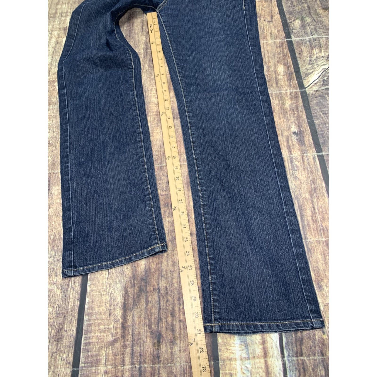 Calvin Klein Calvin Klein Skinny Jeans Women’s Size 34 Regular 31in Inseam Denim Black Stretch 5-Pocket Vintage No-blemish Convenience Slim Rise Mid 8.5-10.5in Size 24" / US 00 / IT 34 - 2 Thumbnail