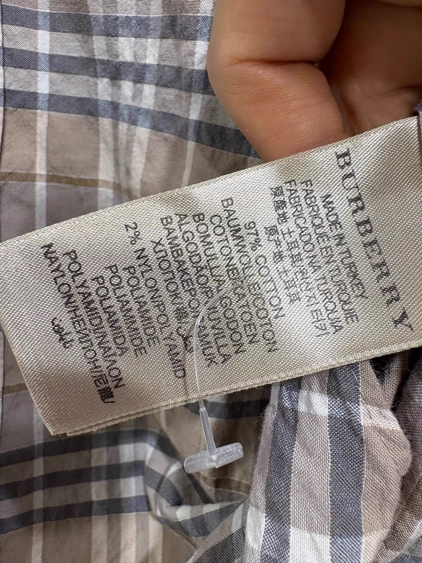 Burberry Burberry Men's Classic Check Shirt K29 Size US XL / EU 56 / 4 - 6 Thumbnail