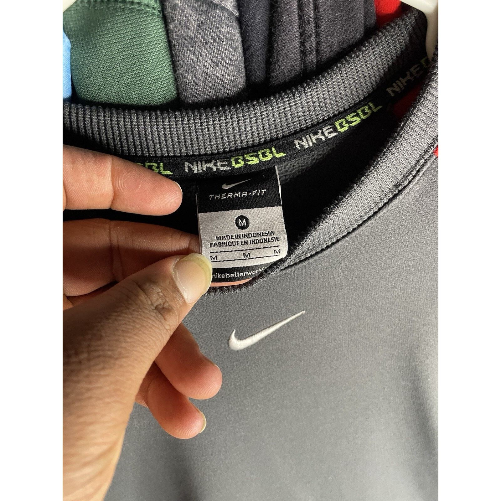 Nike Size Medium- Nike BSBL Center Swoosh Mens Red Sweatshirt Size US M / EU 48-50 / 2 - 3 Thumbnail