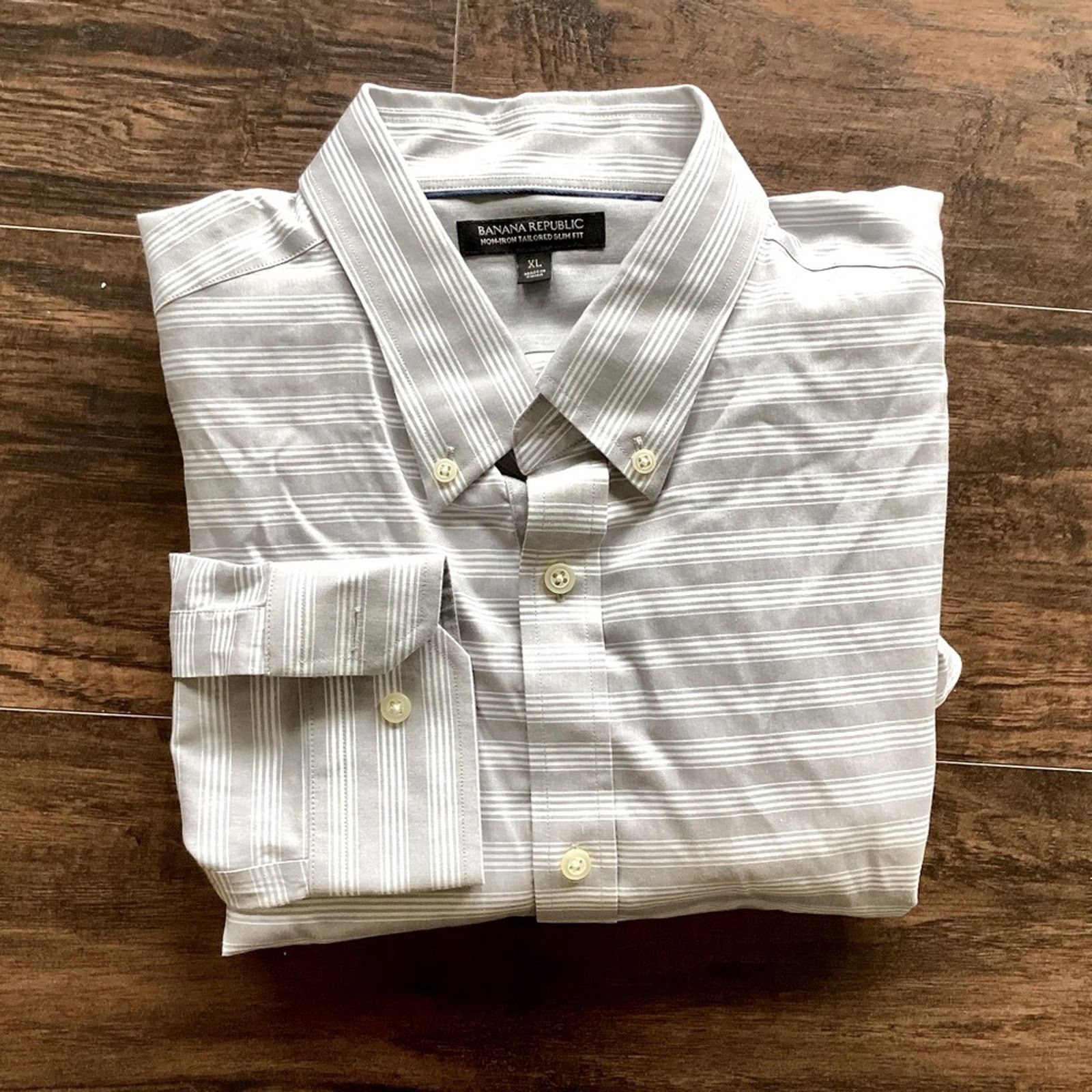 Banana Republic Banana Republic Non Iron Tailored Slim Fit Shirt Size US XL / EU 56 / 4 - 1 Thumbnail
