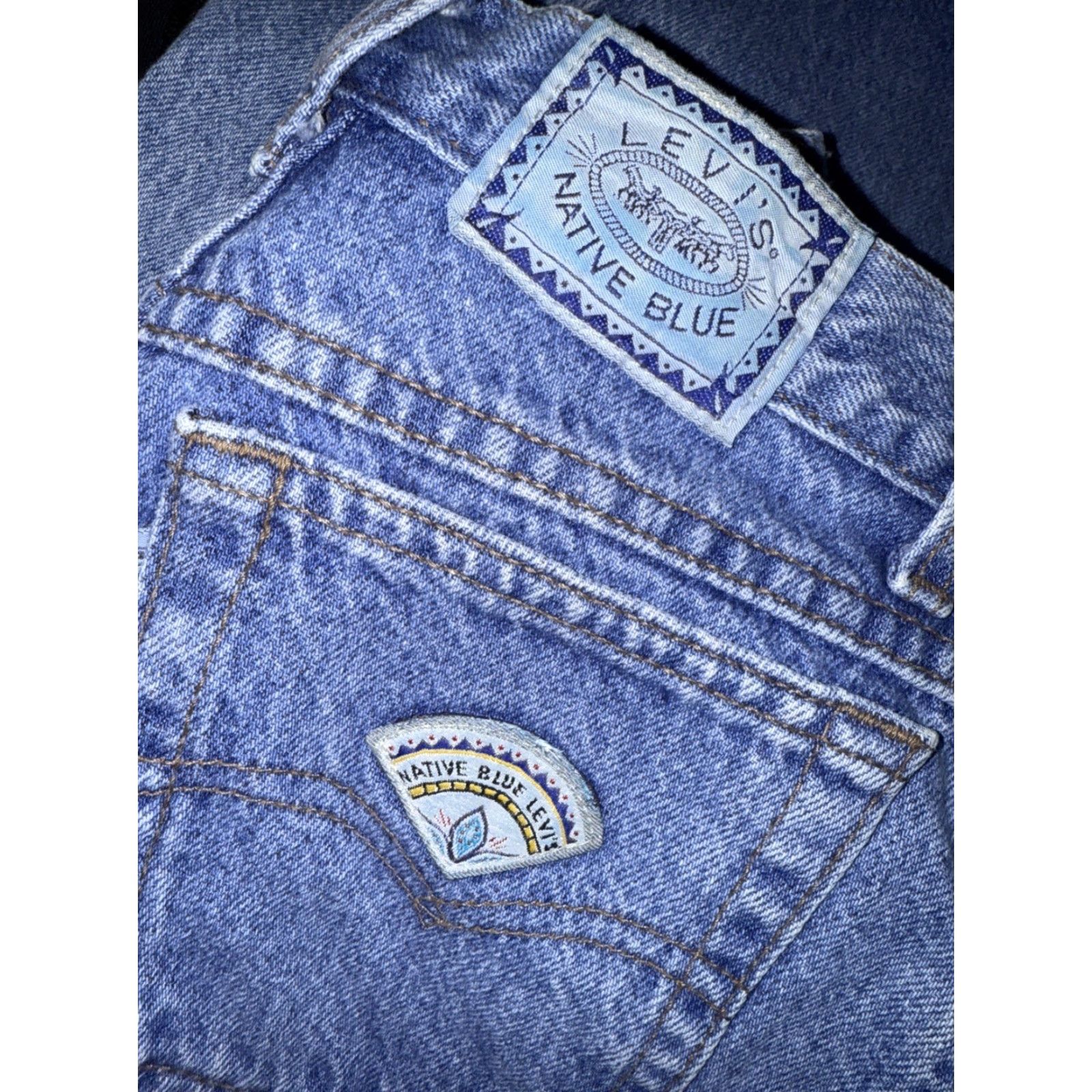 VINTAGE Levi's Womens Jeans Native Blue 7 USA Mom Straight Leg 26”x31” Womens Jeans Button Zipper Logo Blue USA Mom 7