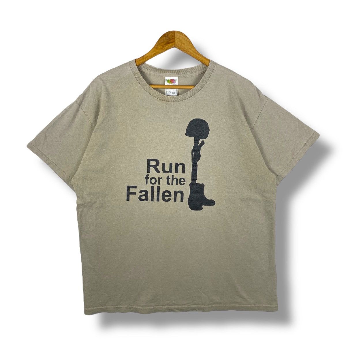 Vintage Vintage Run For The Fallen Memorabilia Graphic Tee Shirt Size US XL / EU 56 / 4 - 1 Thumbnail