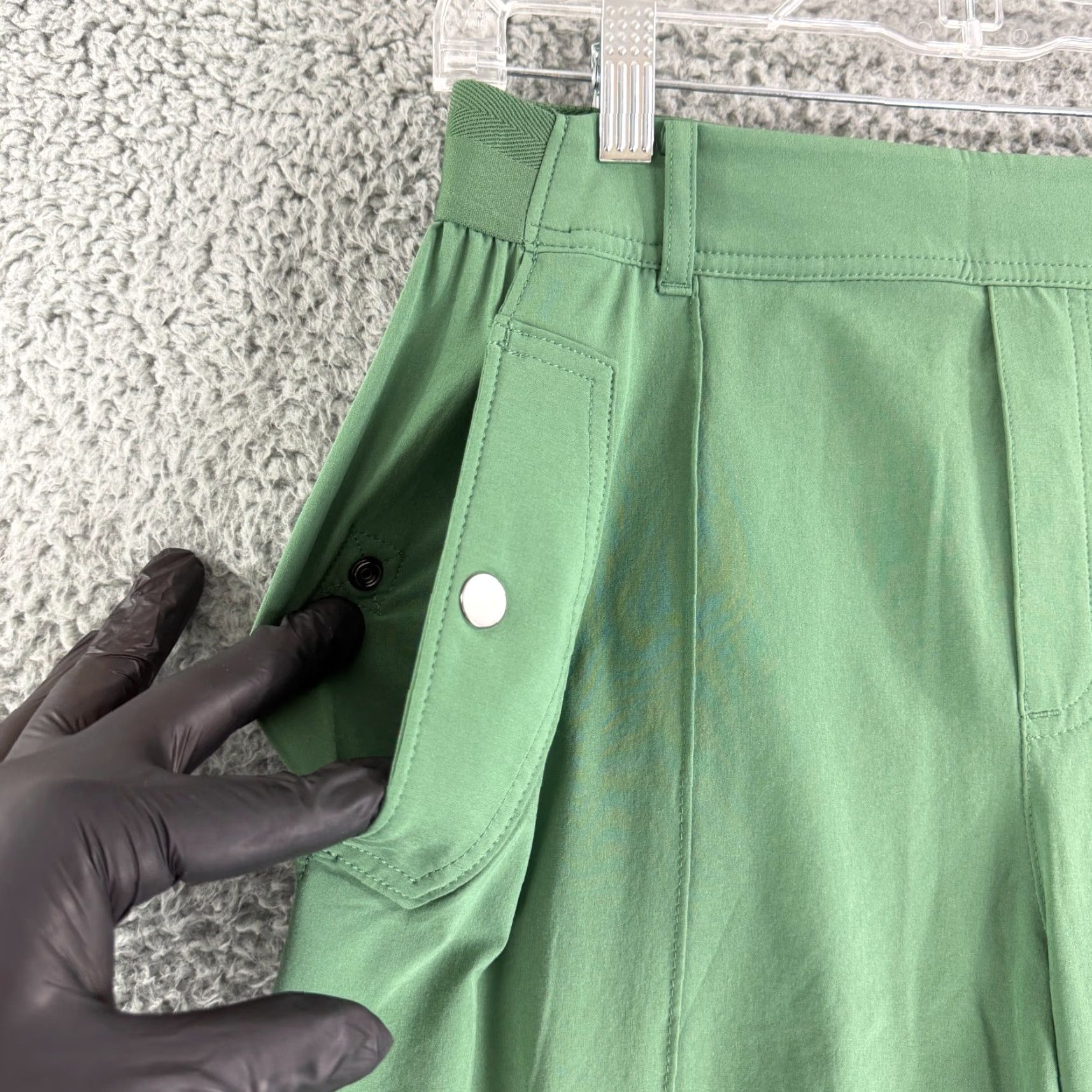 Athleta Athleta Vienna Cargo Pant Womens Size 6 Green Wide-Leg Pull On High-Rise Casual Shirt? Size 28" / US 6 / IT 42 - 3 Thumbnail