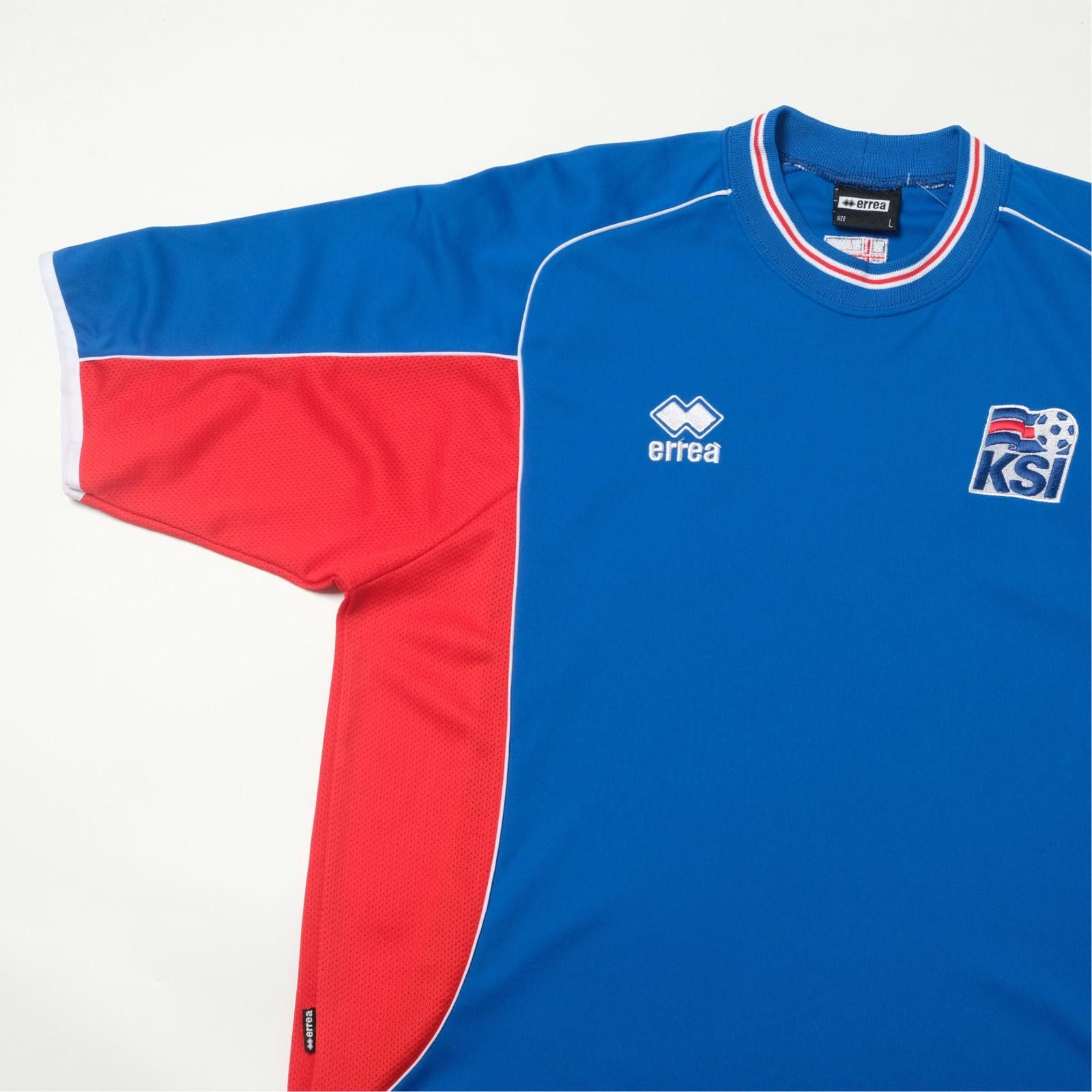 Errea 2004/05 Iceland Home Shirt Errea (L) Size US L / EU 52-54 / 3 - 3 Thumbnail