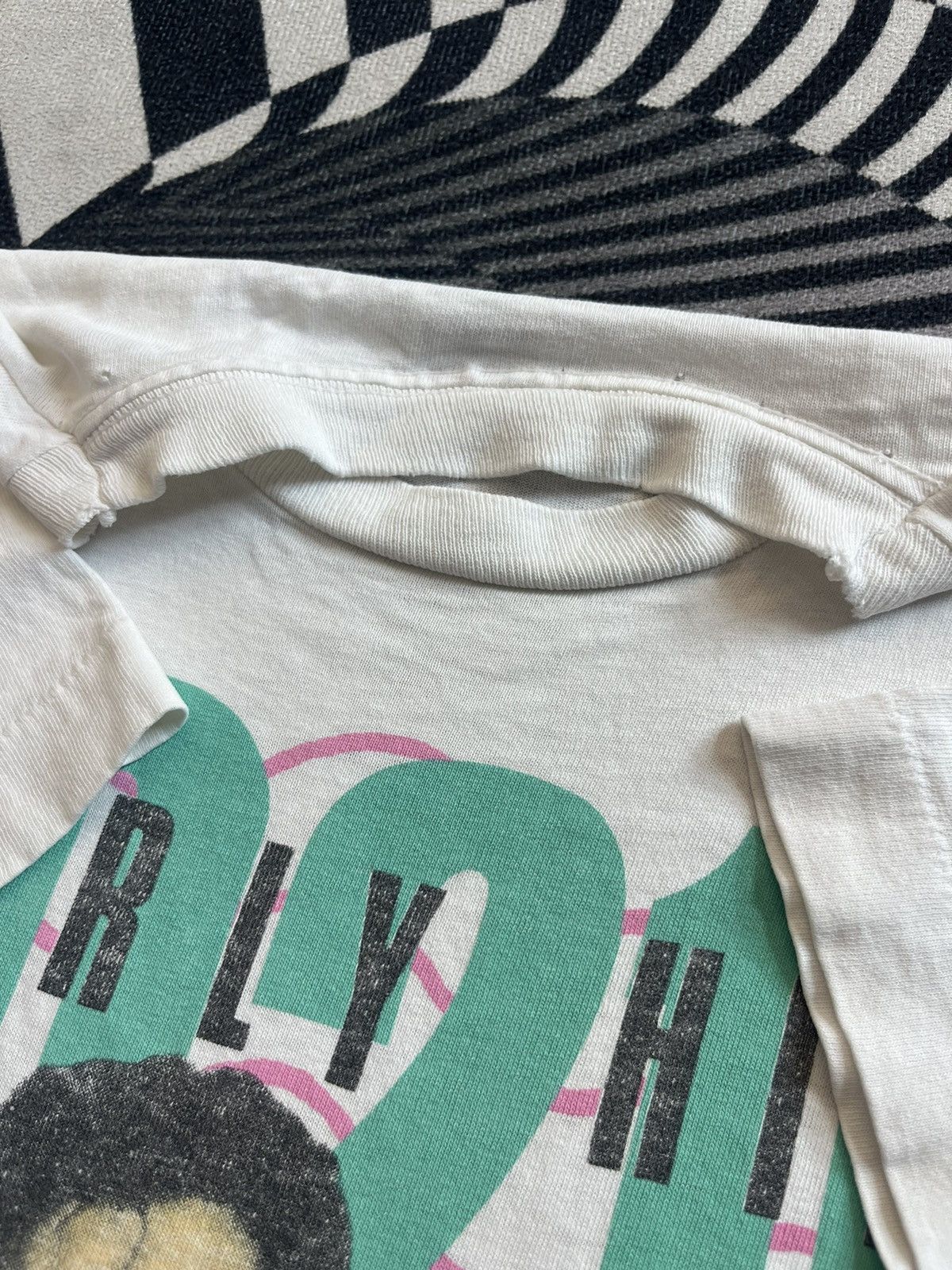 Arts & Science Vintage BEVERLY HILLS 90210 Promo Series 1991’s Tshirt Size US M / EU 48-50 / 2 - 9 Thumbnail