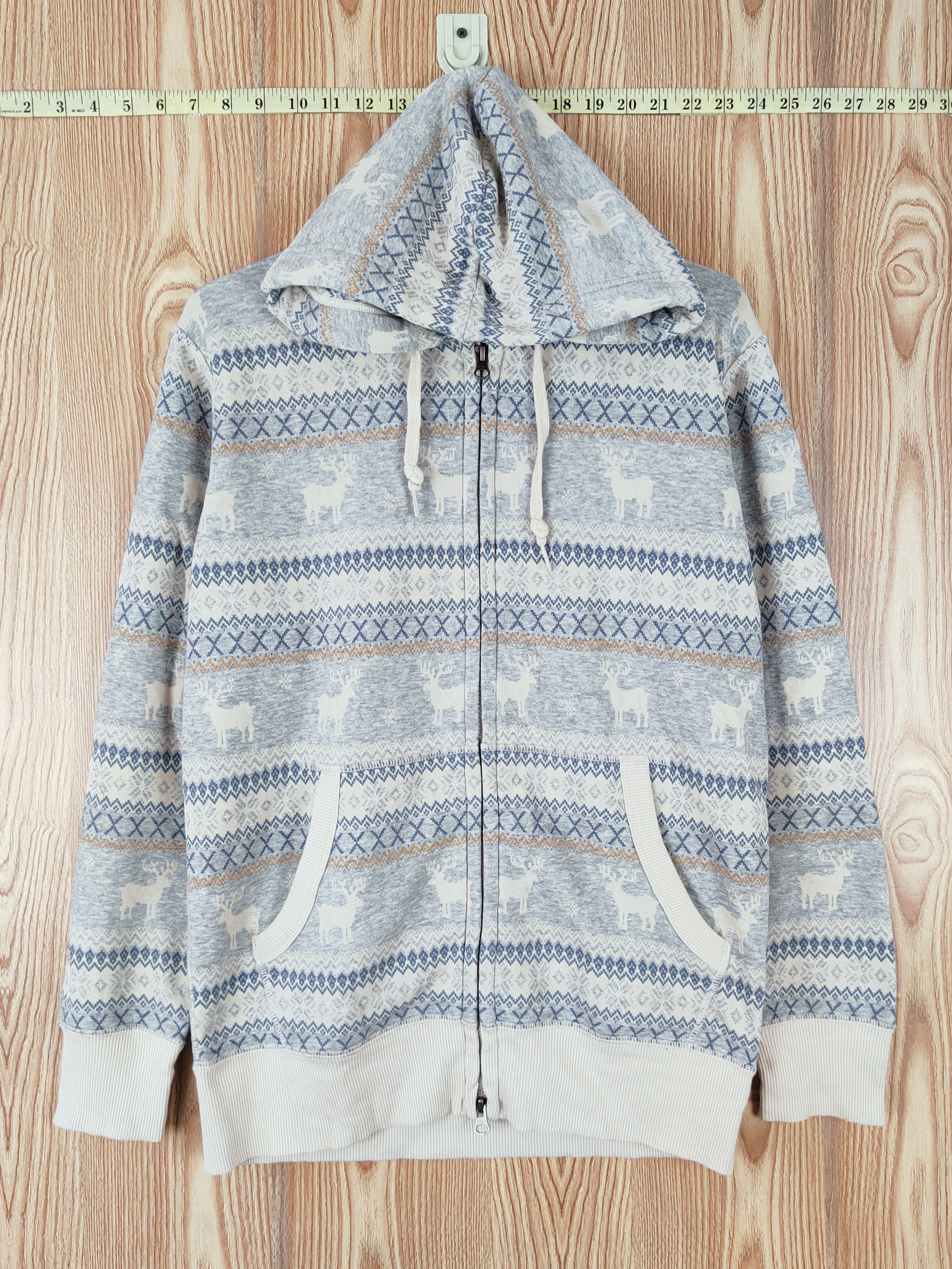Uniqlo × Vintage Vintage Art Design 💥 Uniqlo Gray Hoodie Sweaters Size US L / EU 52-54 / 3 - 1 Thumbnail