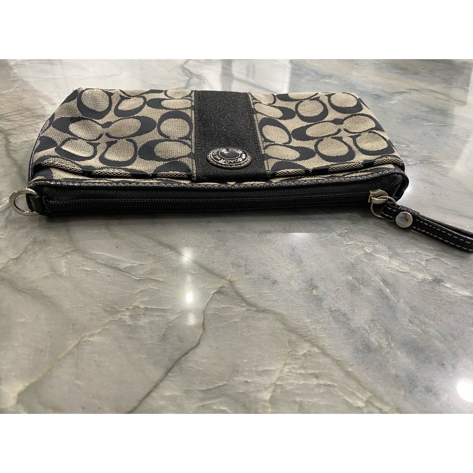 Coach Coach Black Logo Wristlet Zipper Pouch Size ONE SIZE - 3 Thumbnail