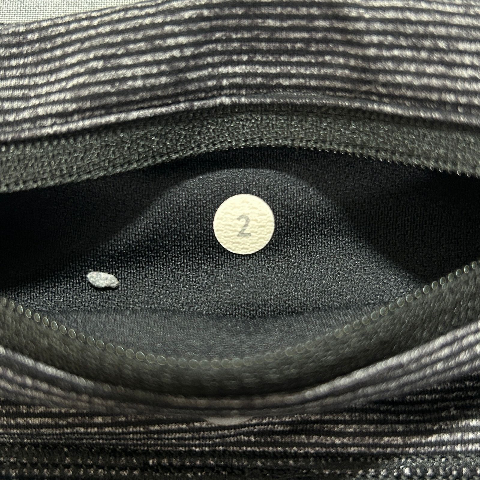 Lululemon Lululemon Inspire Crop capri athletic running leggings wms 2 Size 26" / US 2 / IT 38 - 5 Thumbnail