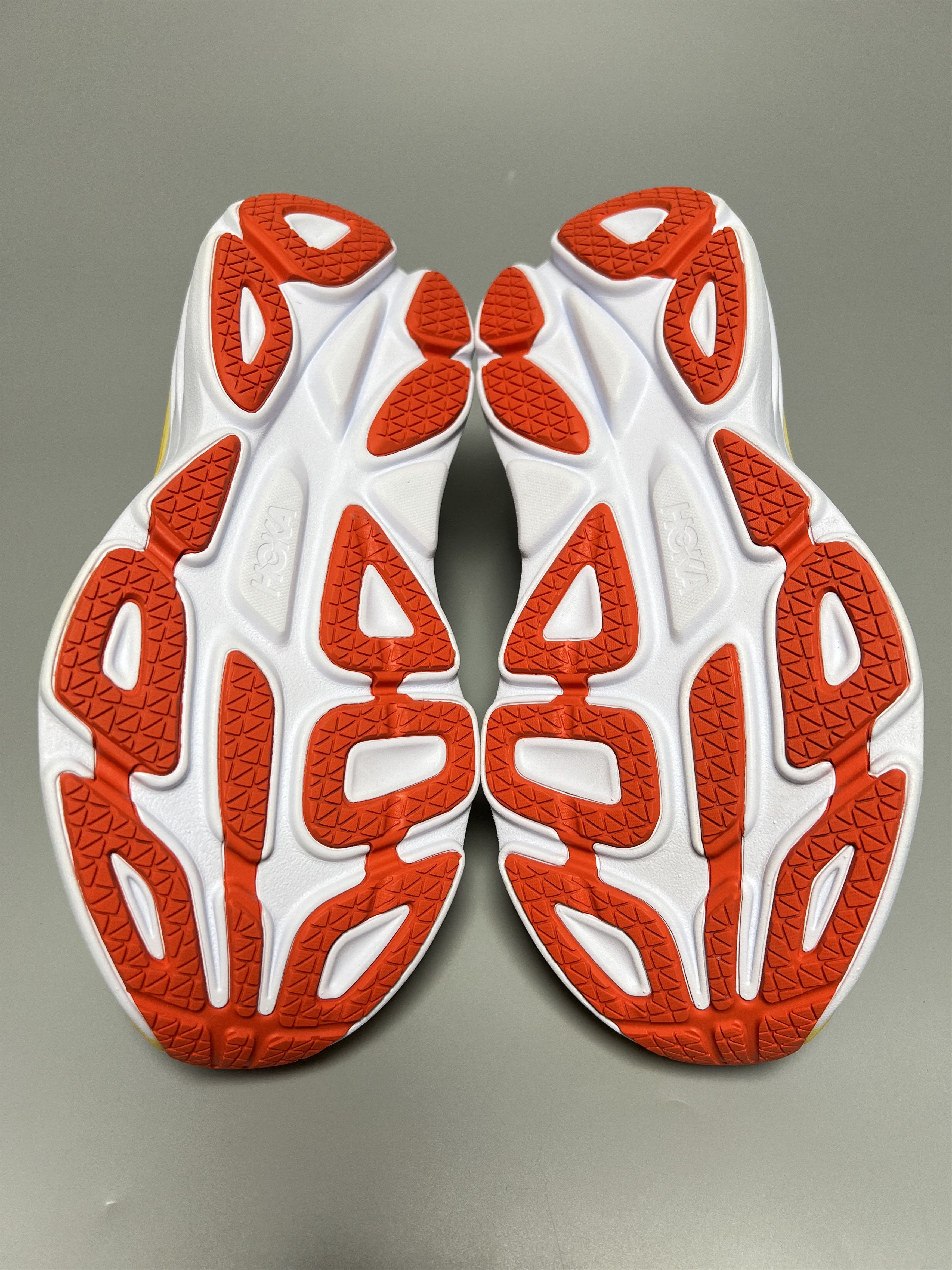 Hoka 8.5D Hoka One One Bondi 8 Men's Running Shoes Gym Walking Size US 8.5 / EU 41-42 - 14 Thumbnail