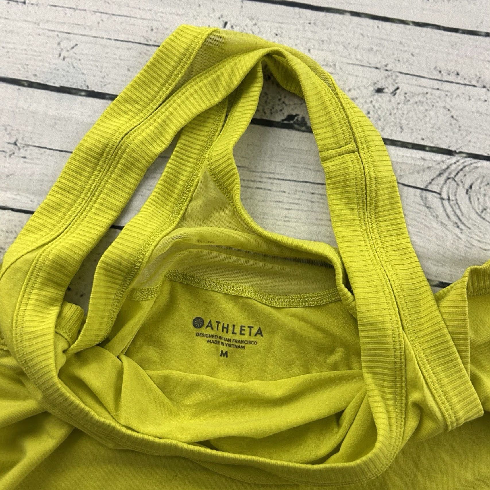 Athleta Athleta Tank Top Sleeveless Racerback Women’s Medium Yellow Athletic Shirt Size M / US 6-8 / IT 42-44 - 4 Thumbnail