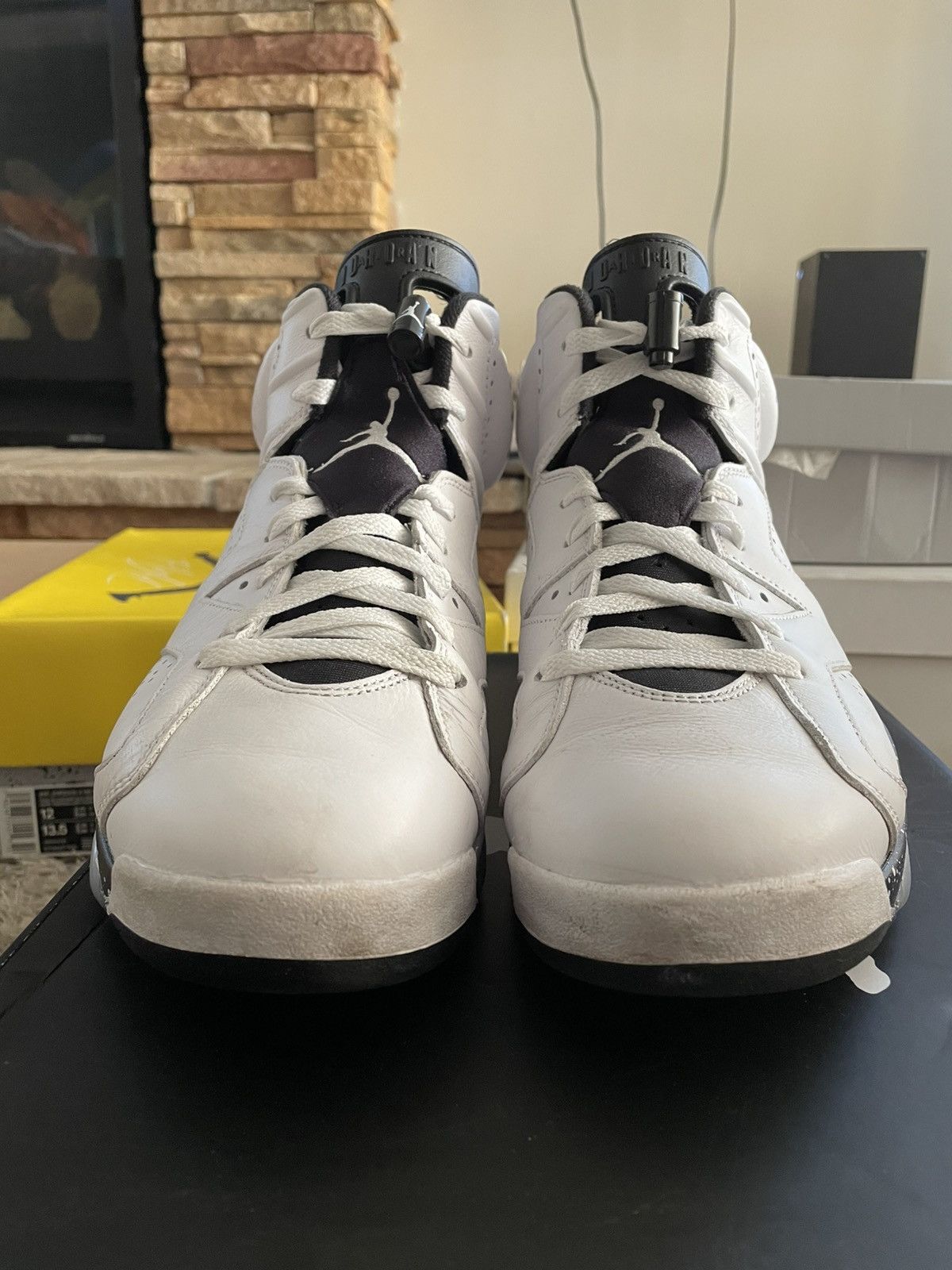 Jordan Brand Jordan 6 Reverse Oreo Size US 11 / EU 44 - 4 Thumbnail