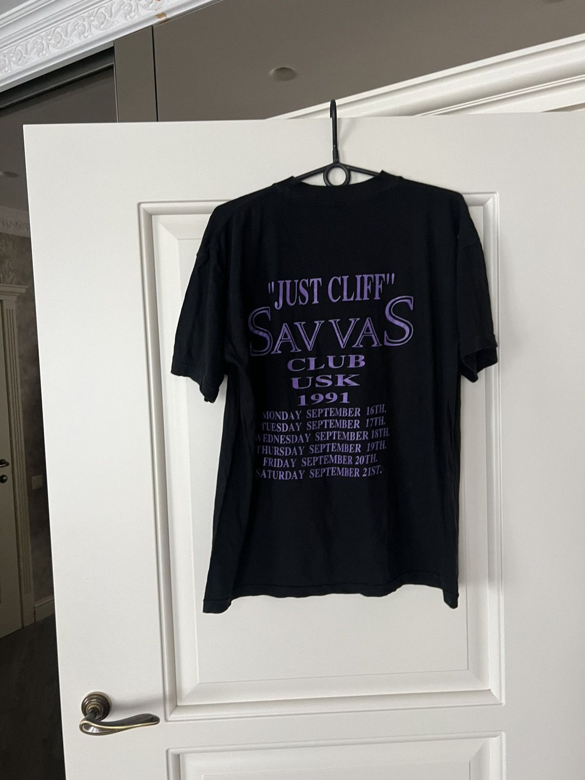 Band Tees Vintage 1991 Cliff Richard Tee Band T-Shirt Single Stitch Size US L / EU 52-54 / 3 - 10 Thumbnail