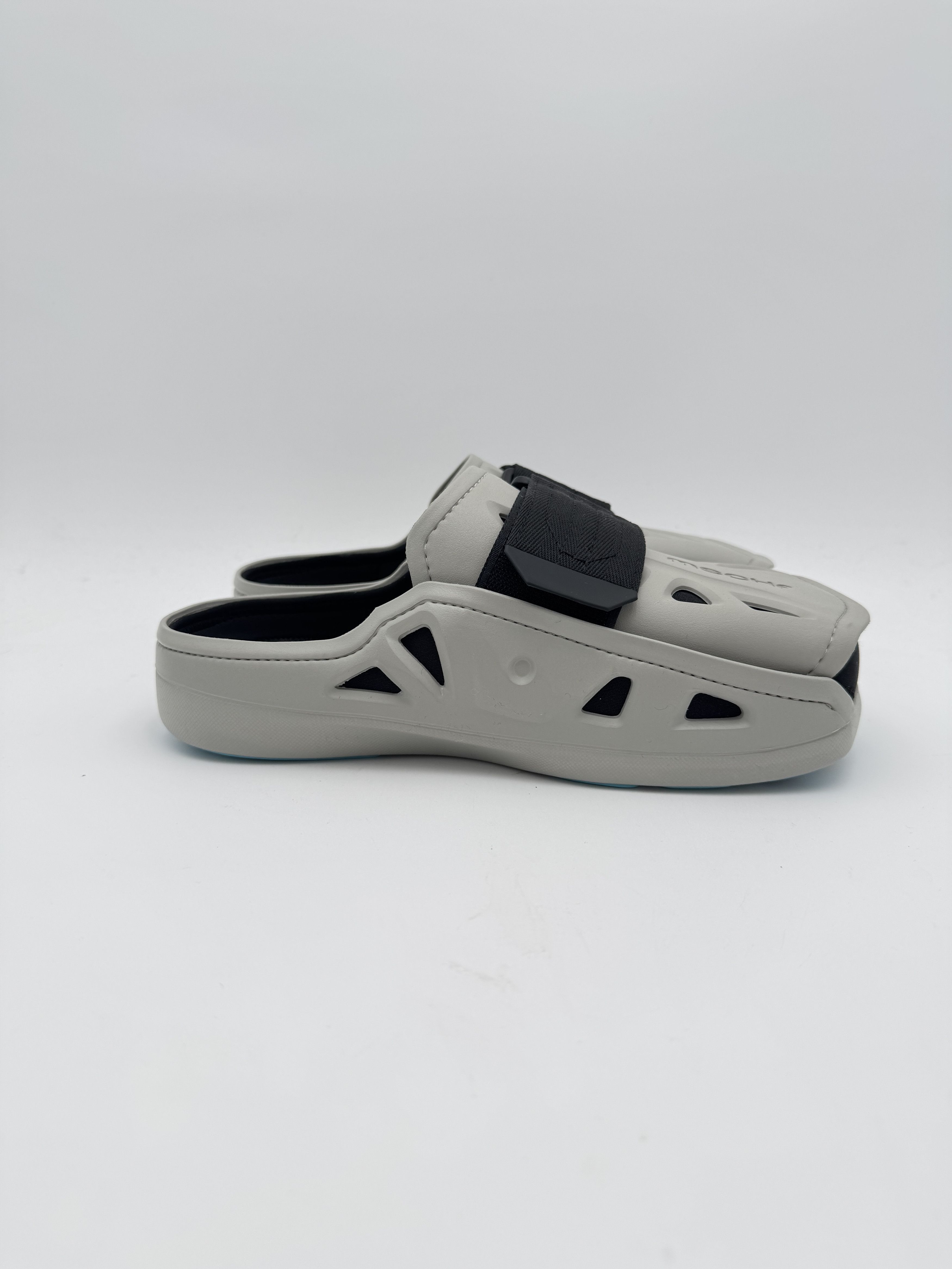 MSCHF MSCHF AC2 Cast Slide Sandals Gray | Grailed display picture 1