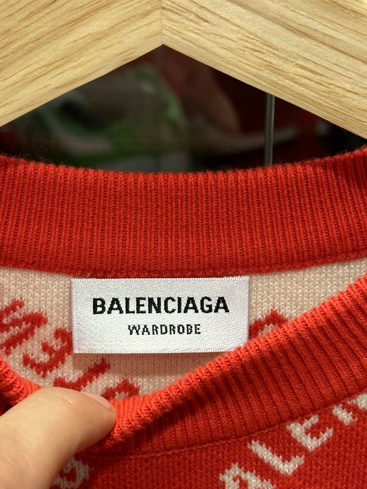 Balenciaga Balenciaga monogram knit sweater Size S / US 4 / IT 40 - 2 Thumbnail