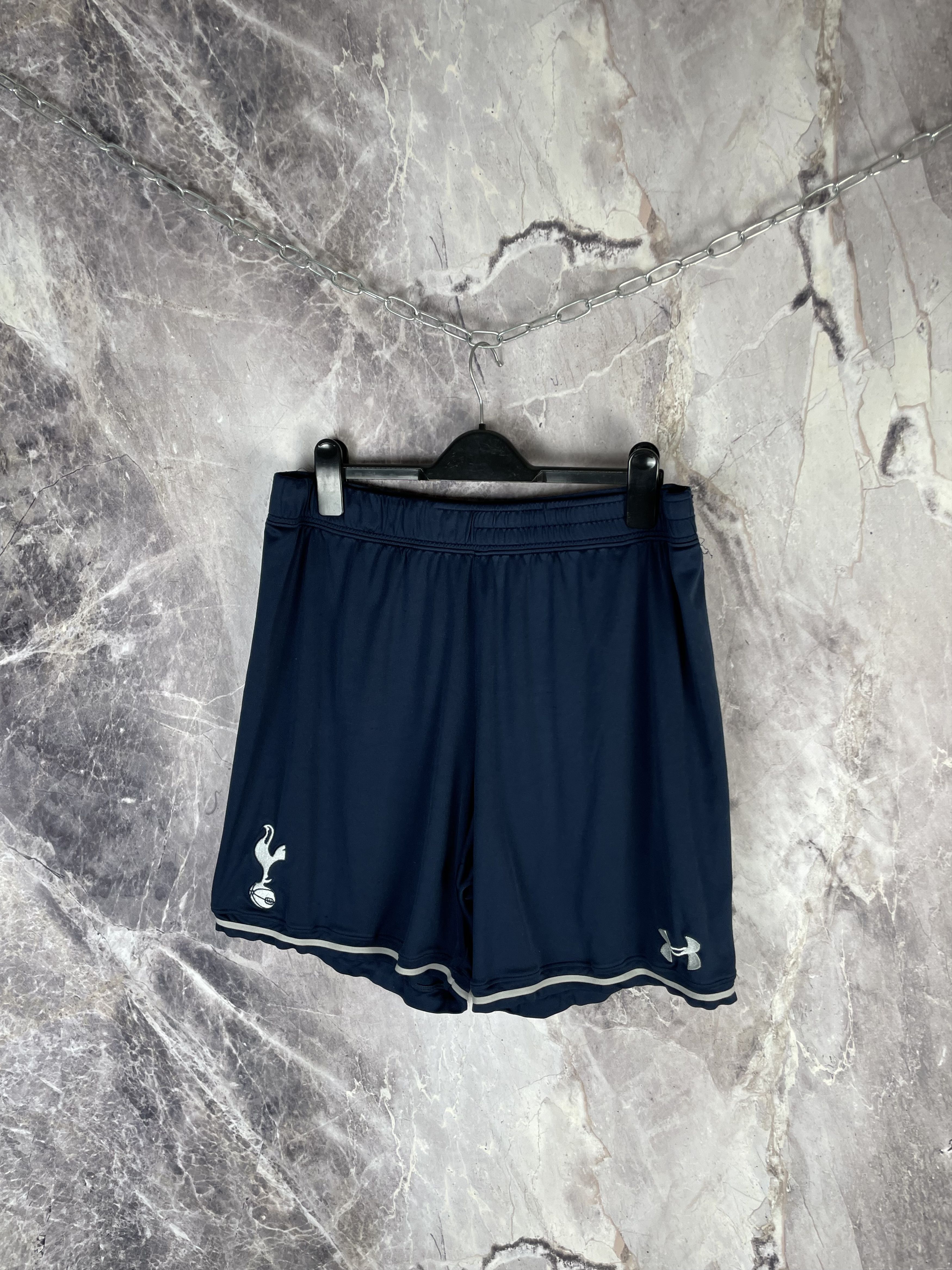 Nike Under Armour Tottenham Mens Shorts y2k Size US 36 / EU 52 - 2 Thumbnail