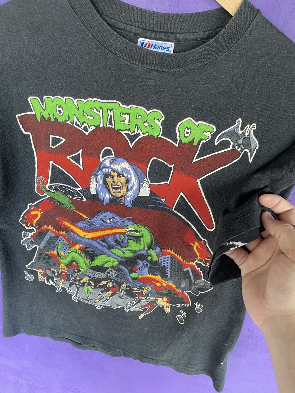 Band Tees Vintage 1988 Ozzy osbourne Monsters of rock band tee Size US M / EU 48-50 / 2 - 3 Thumbnail