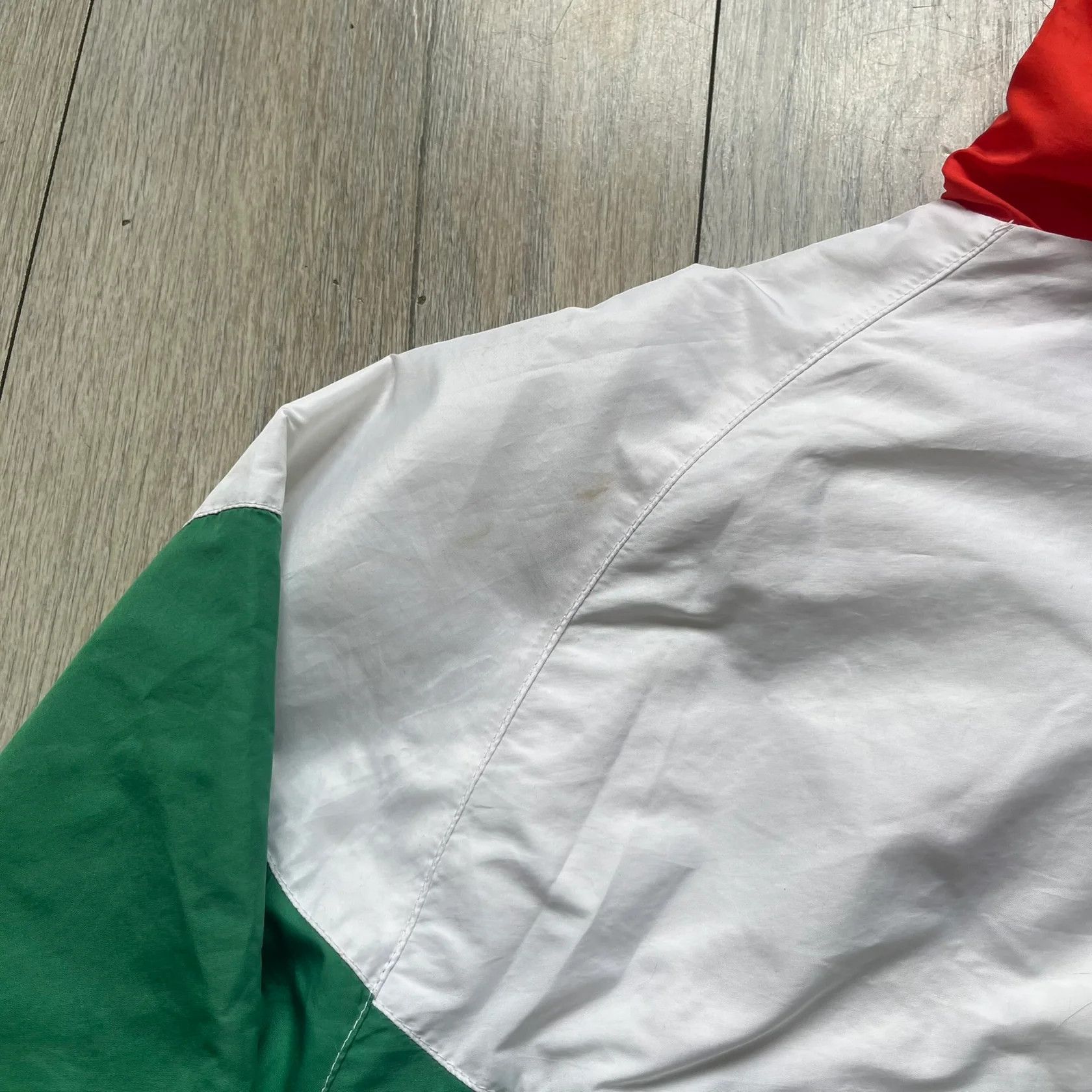 Nike Nike Italy Olympics 2008 Split Windbreaker (Medium) Size US M / EU 48-50 / 2 - 9 Thumbnail