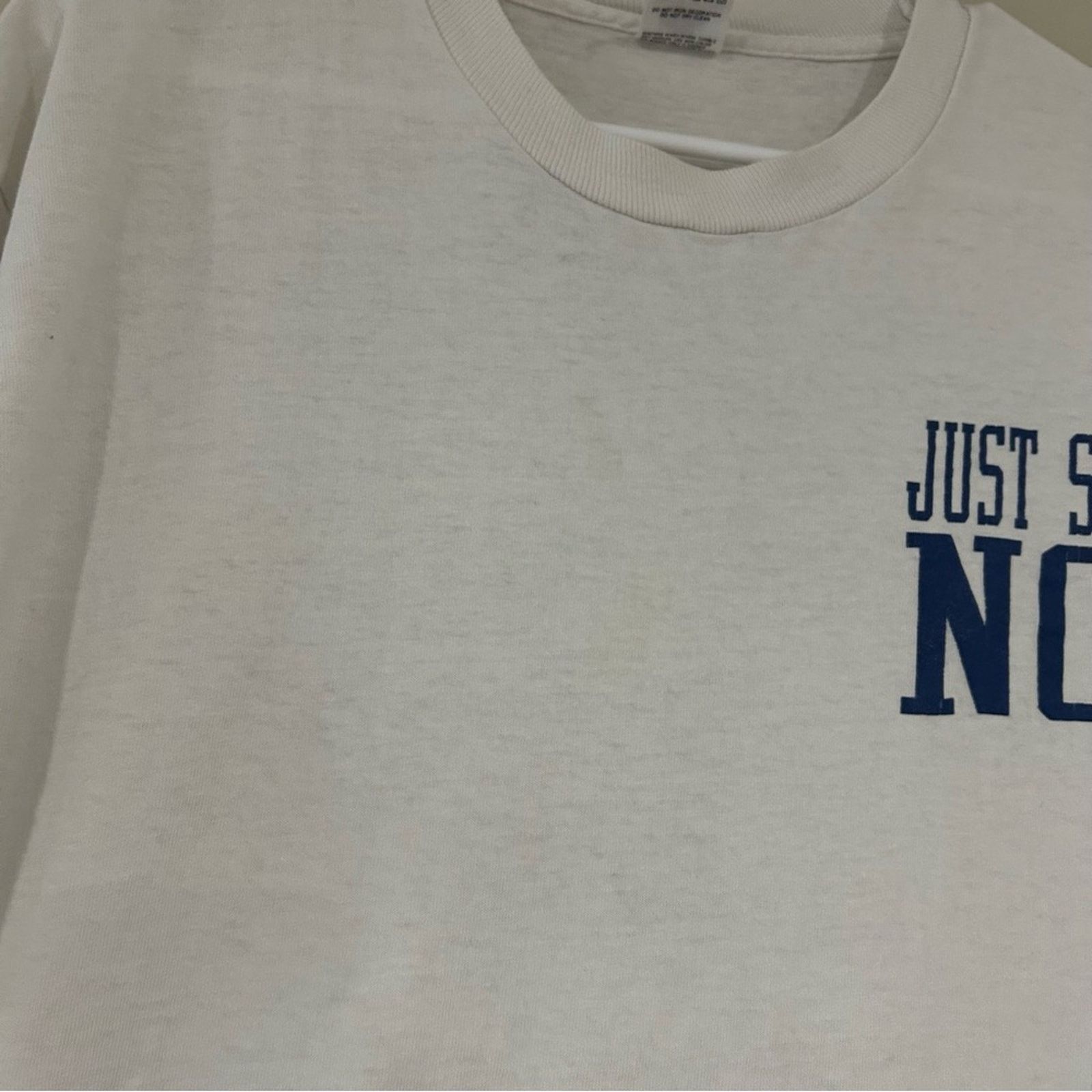 Fruit Of The Loom Vintage Illinois Friends Don’t Let Friends Go To Iowa shirt Size US XL / EU 56 / 4 - 6 Thumbnail