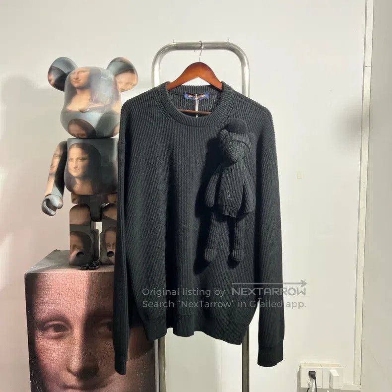 Louis Vuitton Louis Vuitton Doll Sweater Size US XL / EU 56 / 4 - 1 Thumbnail