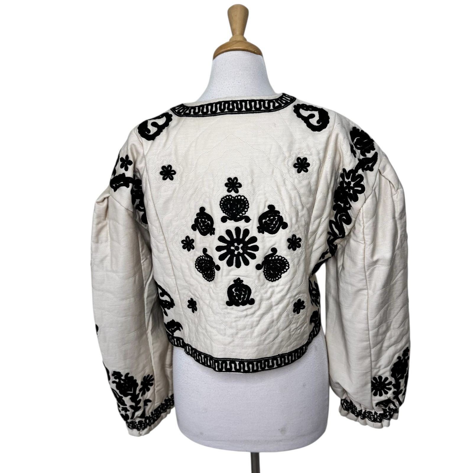Free People FREE PEOPLE Bali Mabel Embroidered Cotton Jacket Cream Size S / US 4 / IT 40 - 2 Thumbnail