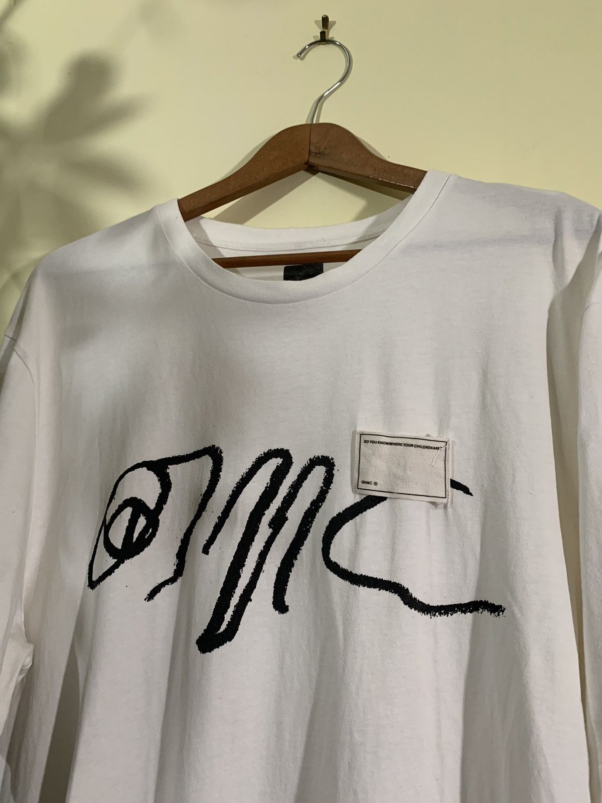 OAMC OAMC Spray Tee “Do you know where you children are?” Size US XL / EU 56 / 4 - 2 Thumbnail