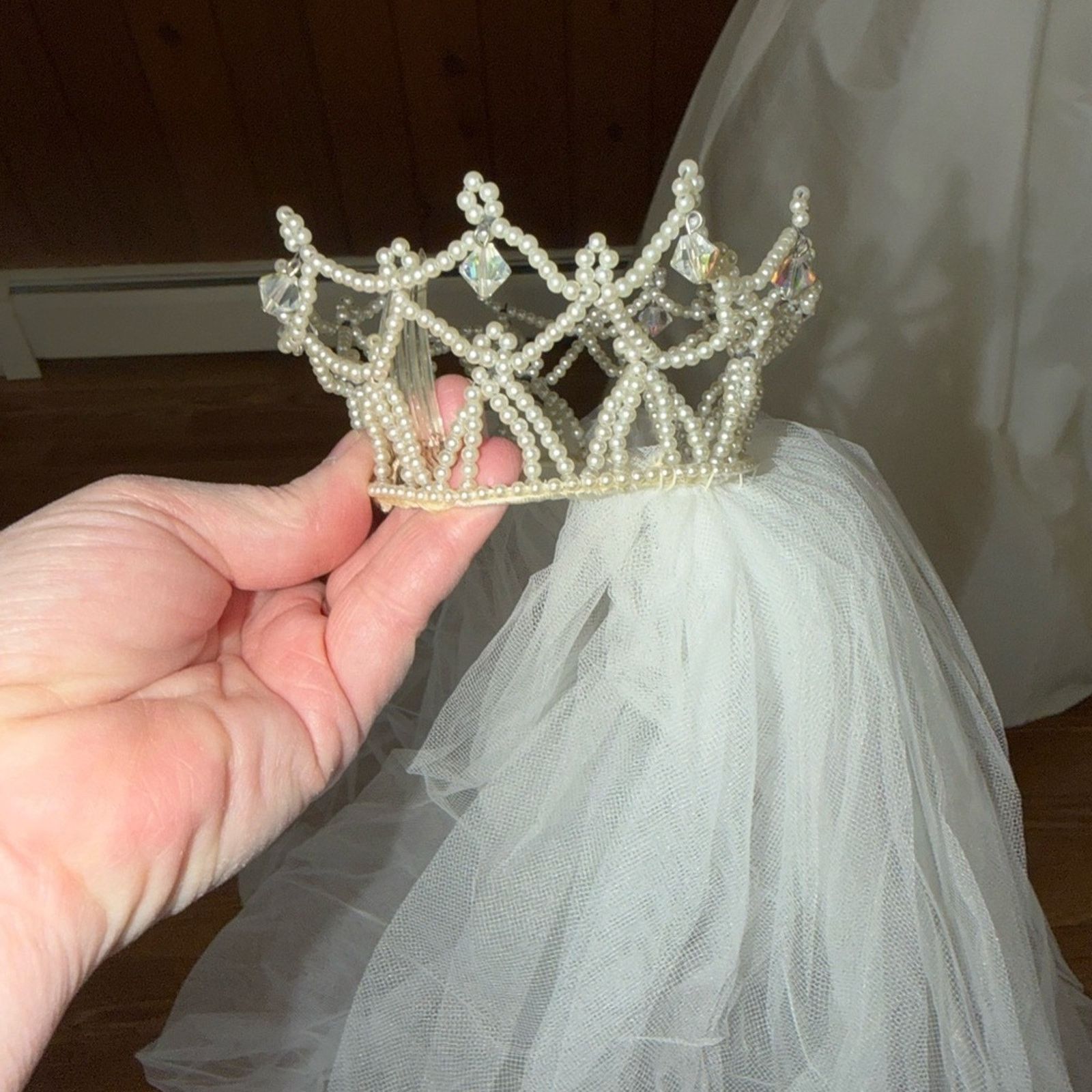 Vintage Stunning Vintage 1950s Wedding Gown & Crown Veil Size M / US 6-8 / IT 42-44 - 6 Thumbnail