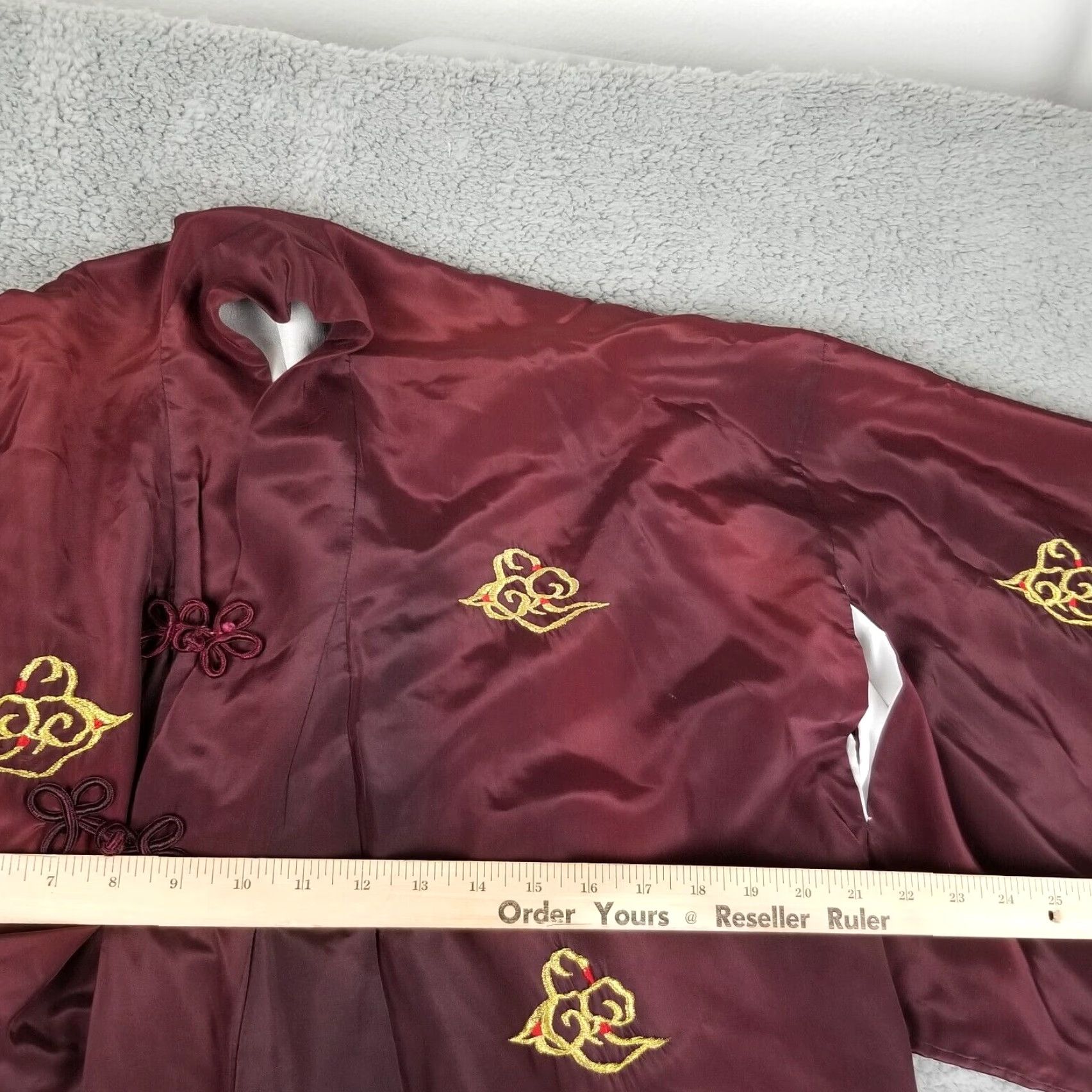 Vintage Vintage Kimono Japanese Dragon Robe Large 21X48 Embroidered Satin Polyester Embroidered Dragon Robe Japanese Kimono Vintage Large 21X48 Size ONE SIZE - 6 Thumbnail