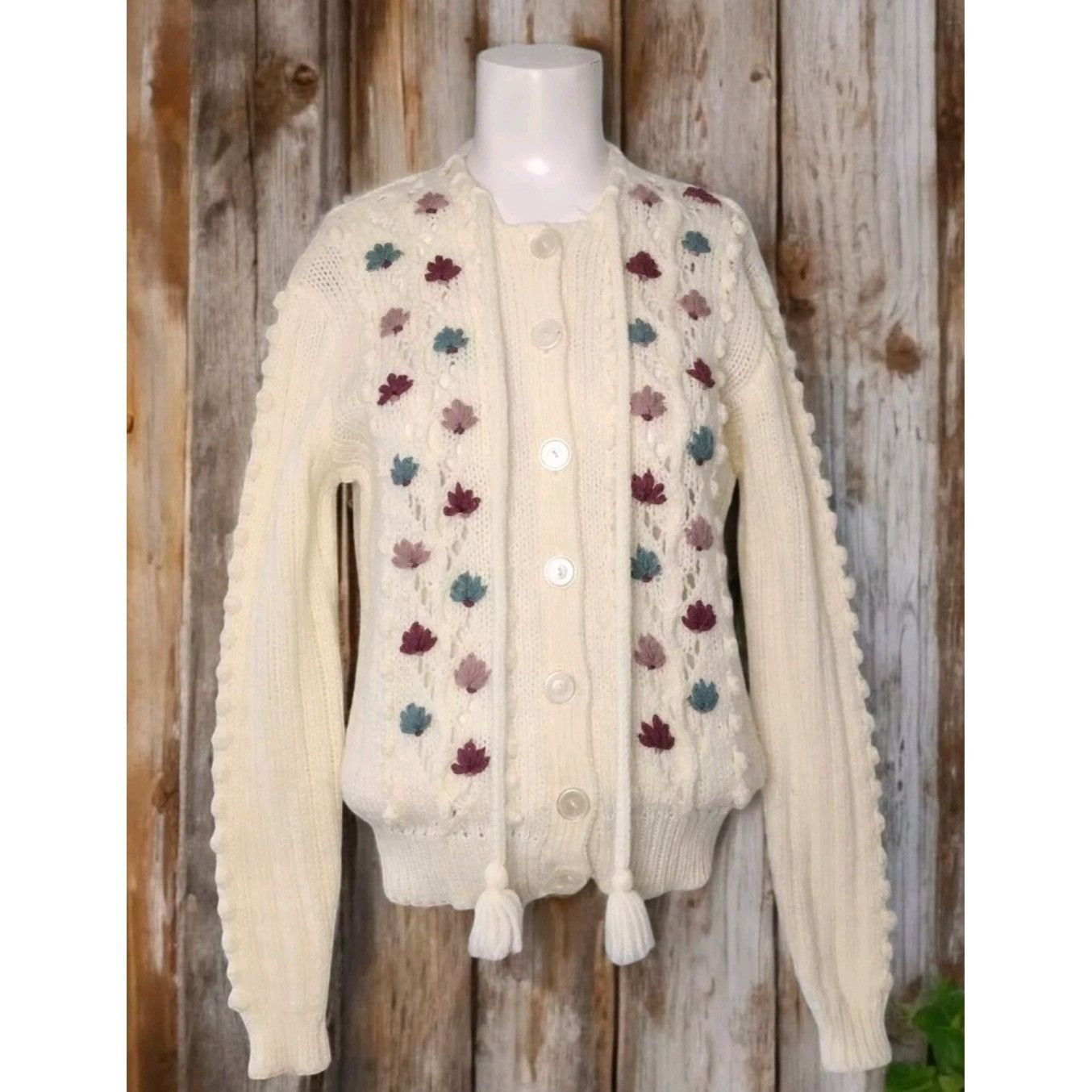Other Skiva Intl Embroidered Bauble Cardigan Sweater Size M Cottag Size M / US 6-8 / IT 42-44 - 1 Thumbnail