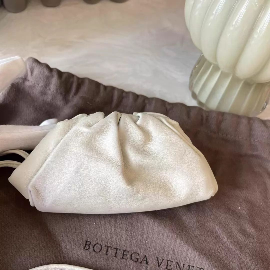 Bottega Veneta BV mini cloud coin pouch 15*6*2 Size ONE SIZE - 2 Thumbnail