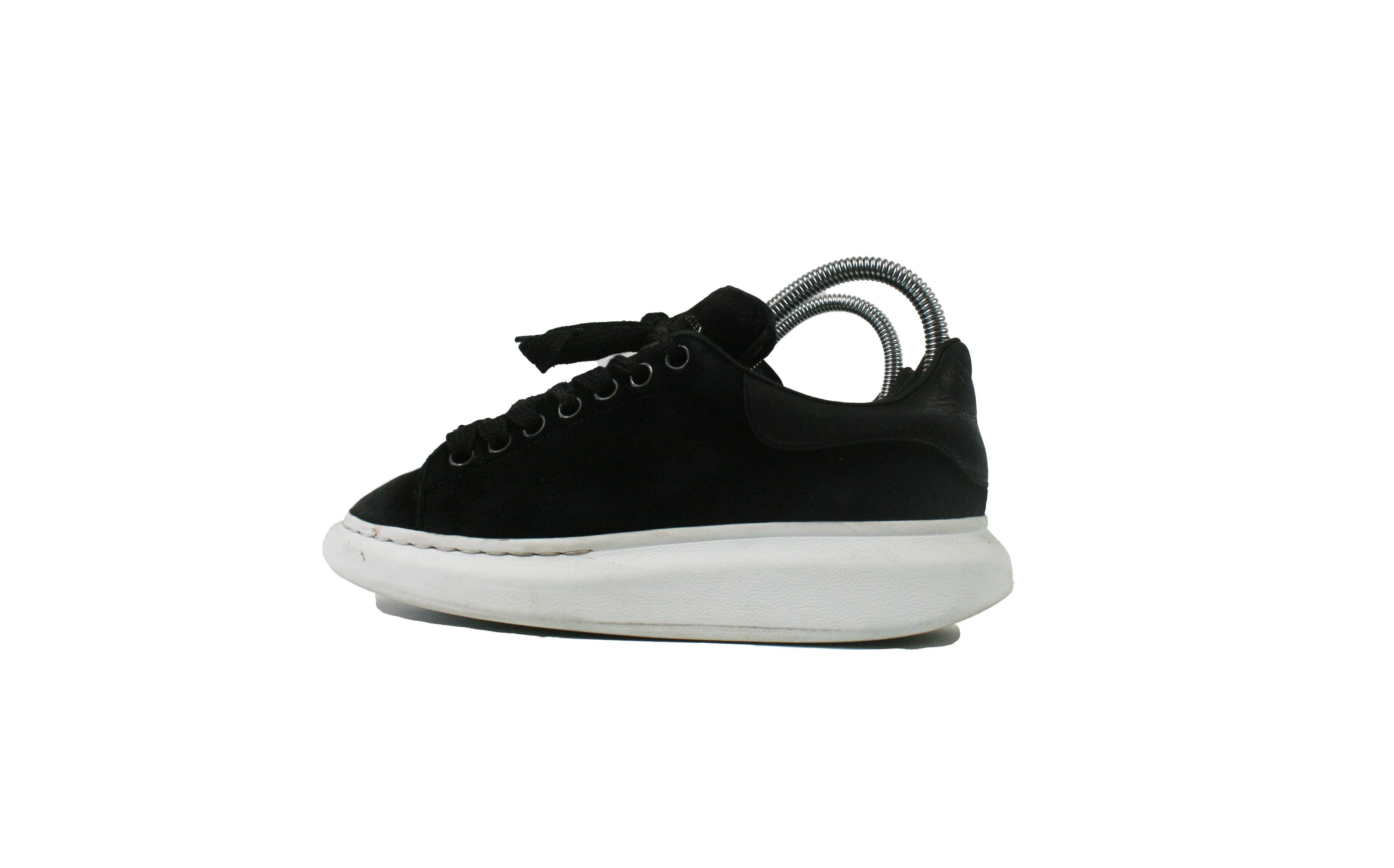 Alexander McQueen Velour Oversize Sneakers Size US 6 / IT 36 - 1 Thumbnail