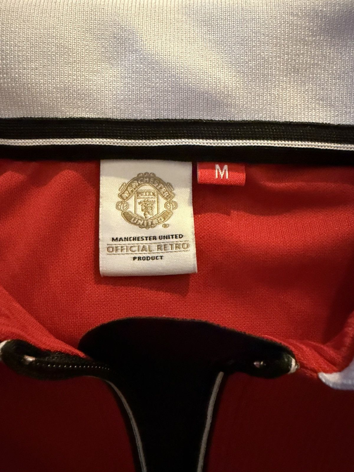 Other Manchester United Retro Jersey Sharp Sponsor Size US M / EU 48-50 / 2 - 2 Thumbnail