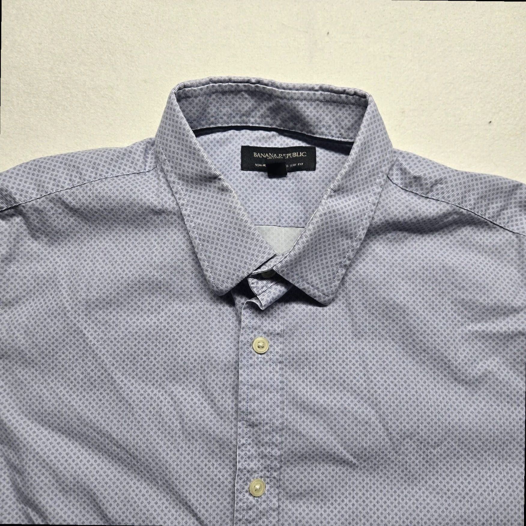 Banana Republic Banana Republic Blue Long Sleeve Button Up Dress Shirt Adult Men Large Size US L / EU 52-54 / 3 - 2 Thumbnail