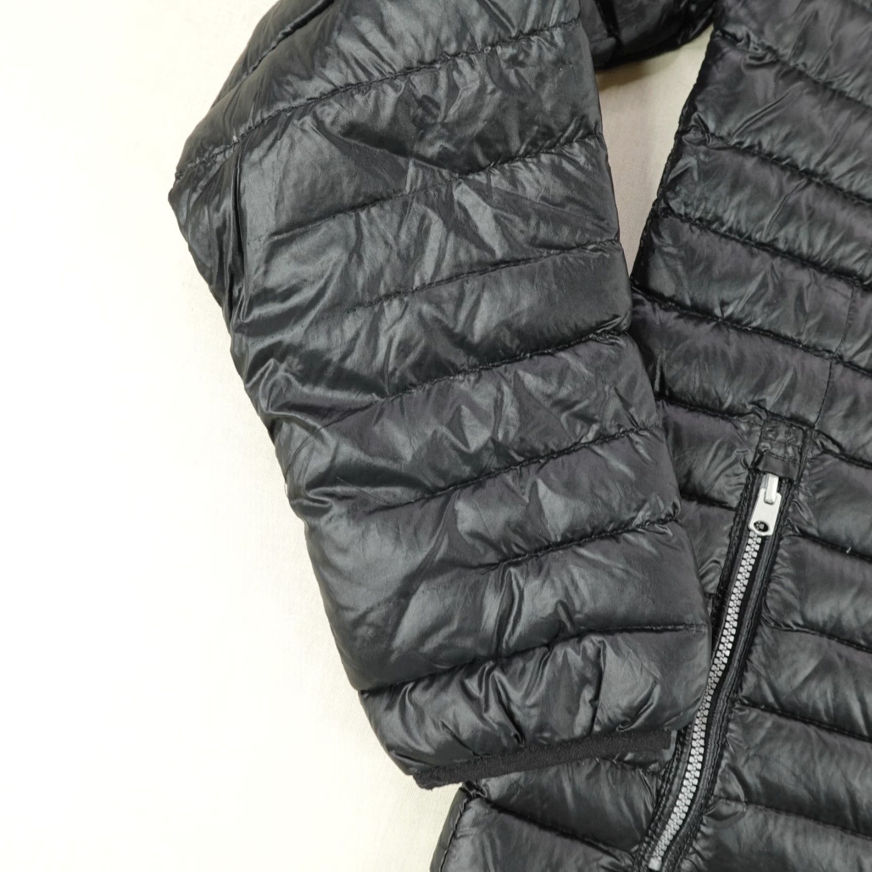 Abercrombie & Fitch Abercrombie & Fitch Jacket Mens Small Black Puffer Quilted Down Zip Size US S / EU 44-46 / 1 - 6 Thumbnail