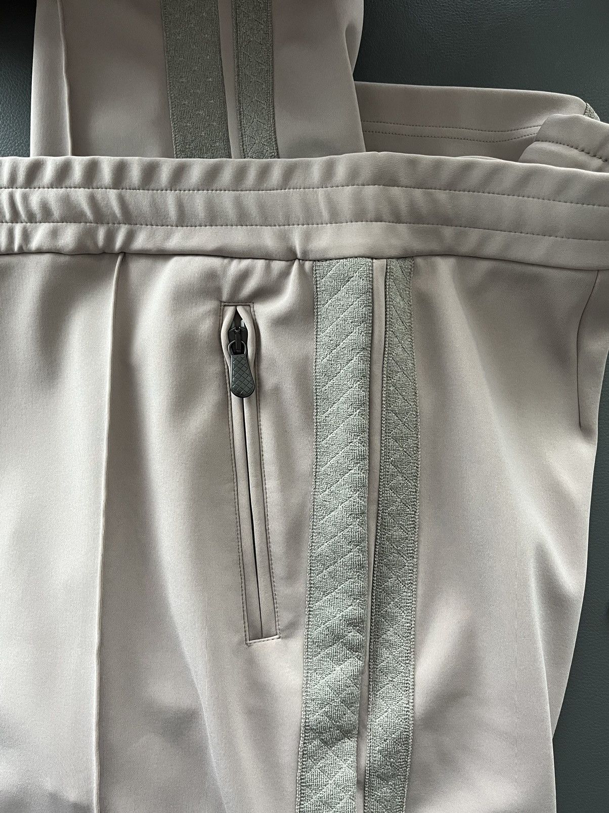 Bottega Veneta $3k Bottega Veneta Pant Brand New Size US 36 / EU 52 - 14 Thumbnail