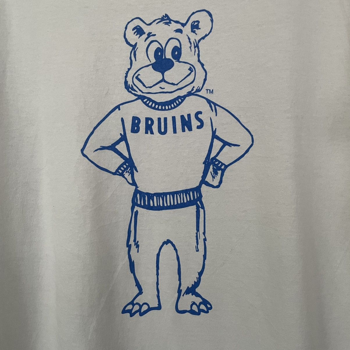 Vintage Vintage 90s UCLA Bruins T Shirt Size US M / EU 48-50 / 2 - 5 Thumbnail
