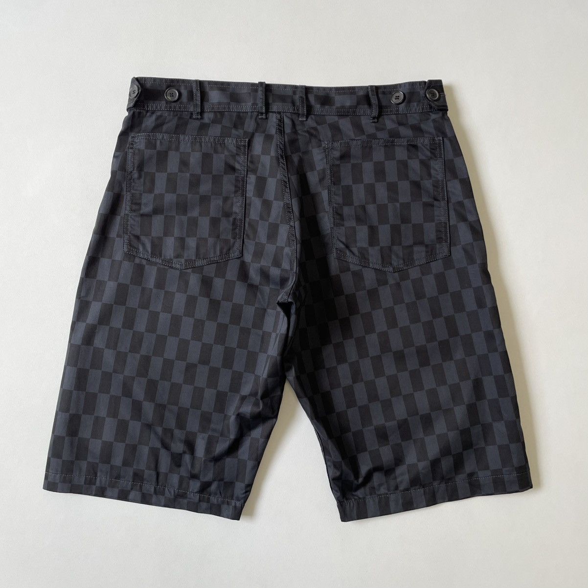 Comme des Garcons ‘Checkerboard Print’ Baggy Utility Shorts Size US 32 / EU 48 - 10 Thumbnail