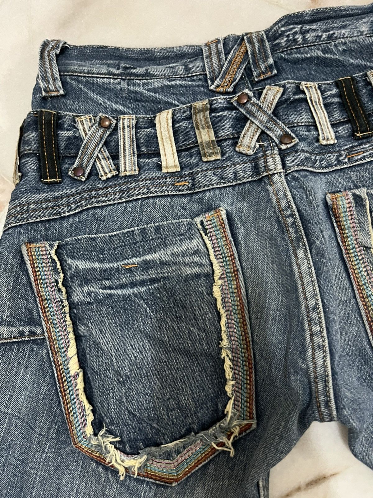 Japanese Brand DOUBLE WAIST DOMINATE HANDCRAFTED DISTRESED DENIM Size US 28 / EU 44 - 11 Thumbnail
