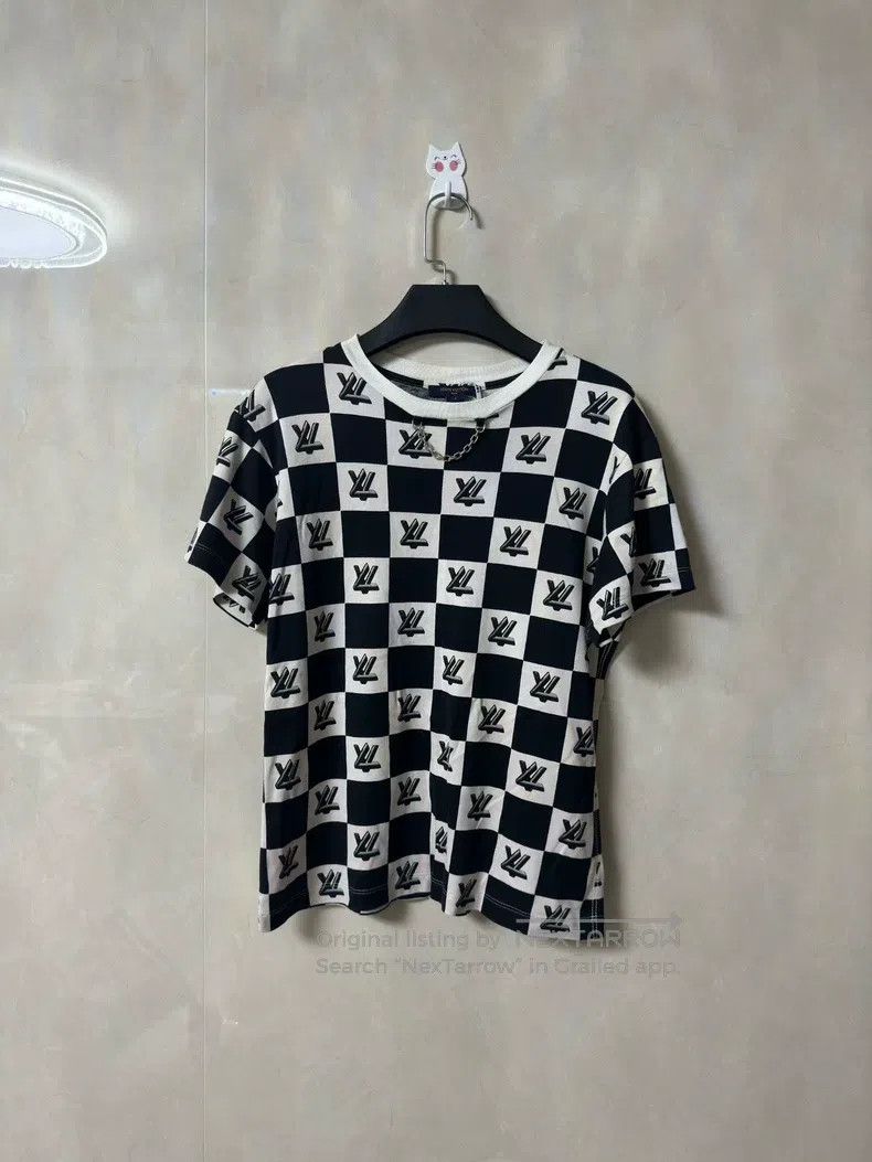 Louis Vuitton Louis Vuitton Black checkerboard chain short sleeves Size US S / EU 44-46 / 1 - 1 Thumbnail