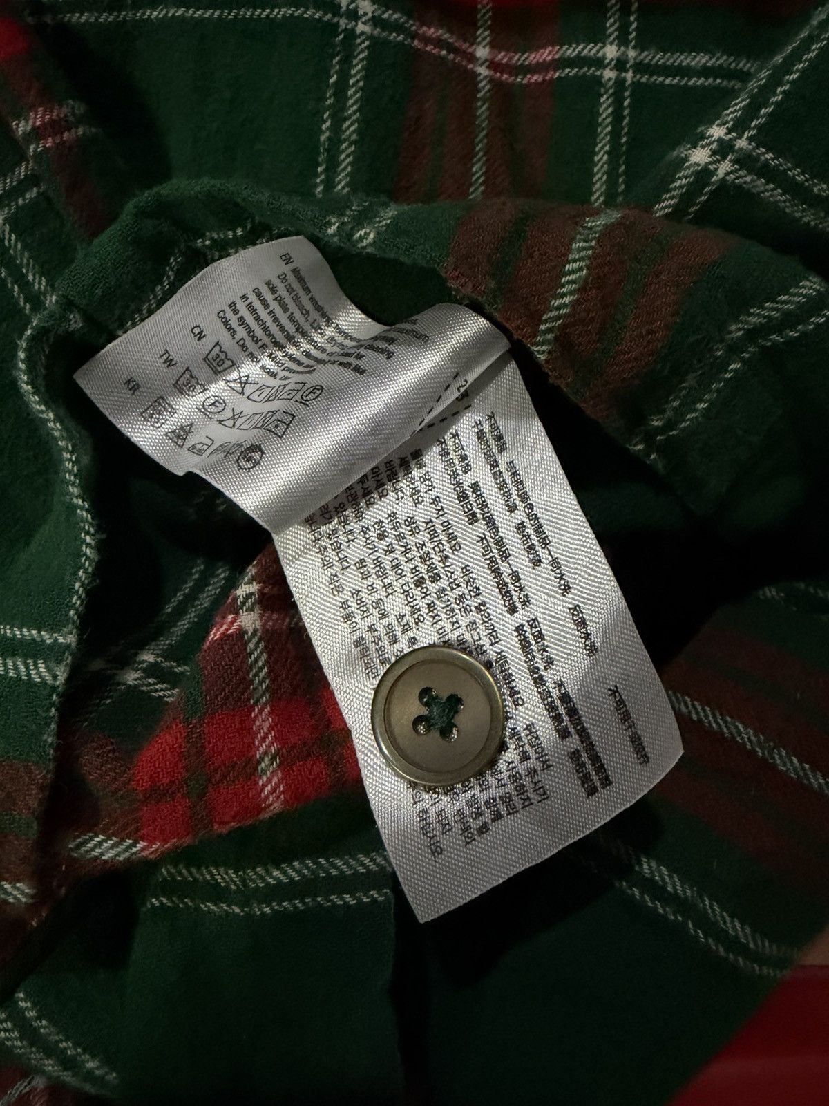 Vintage Home alone flannel shirt Size US M / EU 48-50 / 2 - 5 Thumbnail