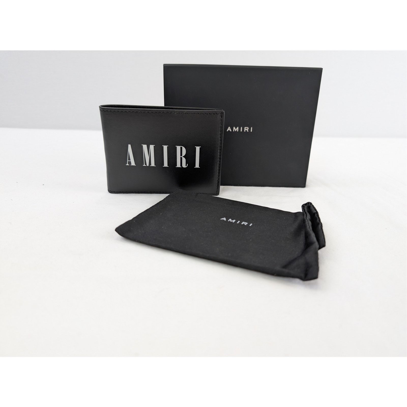 Amiri o1rshd1 Size: OS / Nappa Amiri Bifold Wallet in Black Size ONE SIZE - 11 Thumbnail