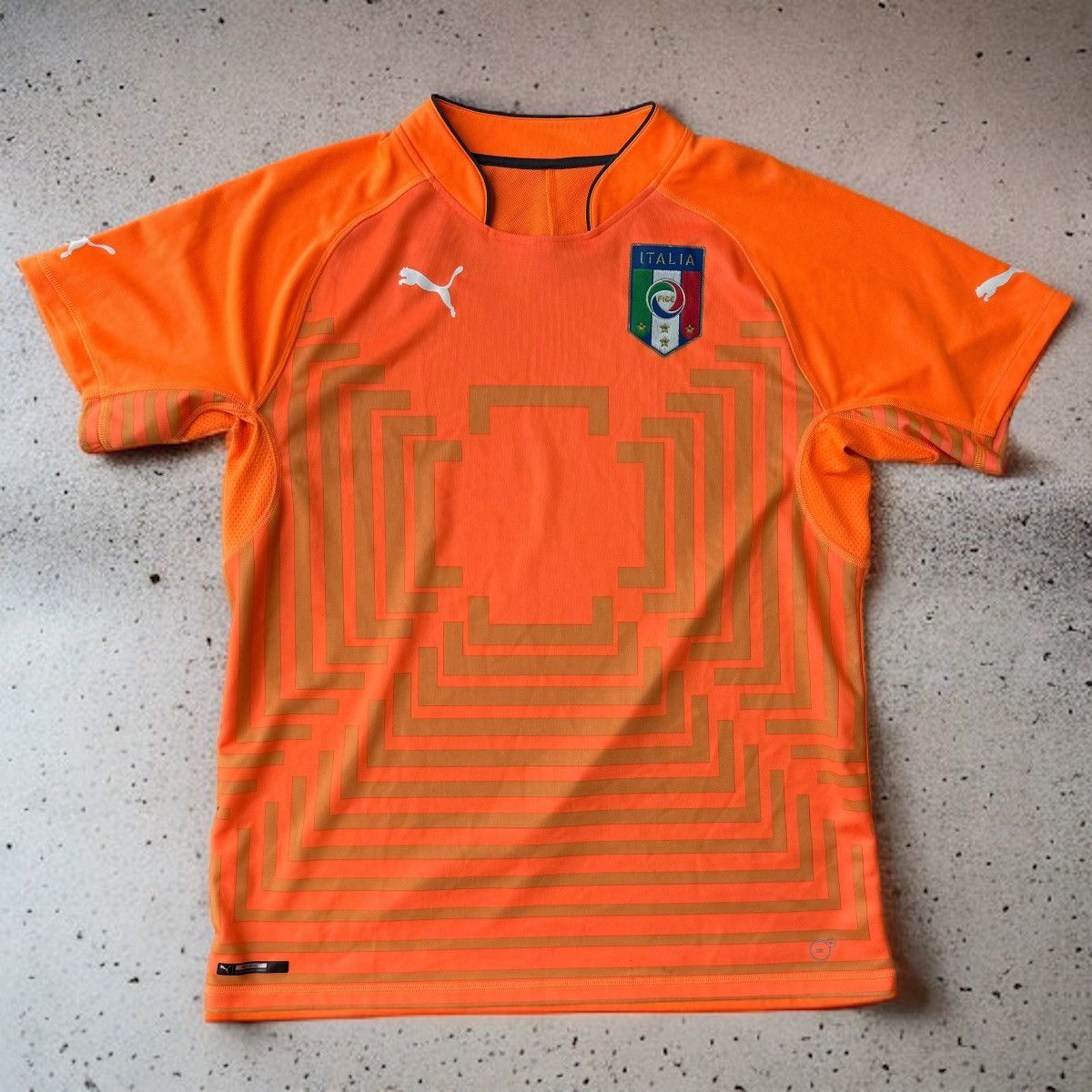 Puma 2013 Italy National Team Soccer Jersey Third Kit Puma Shirt Size US XL / EU 56 / 4 - 2 Thumbnail